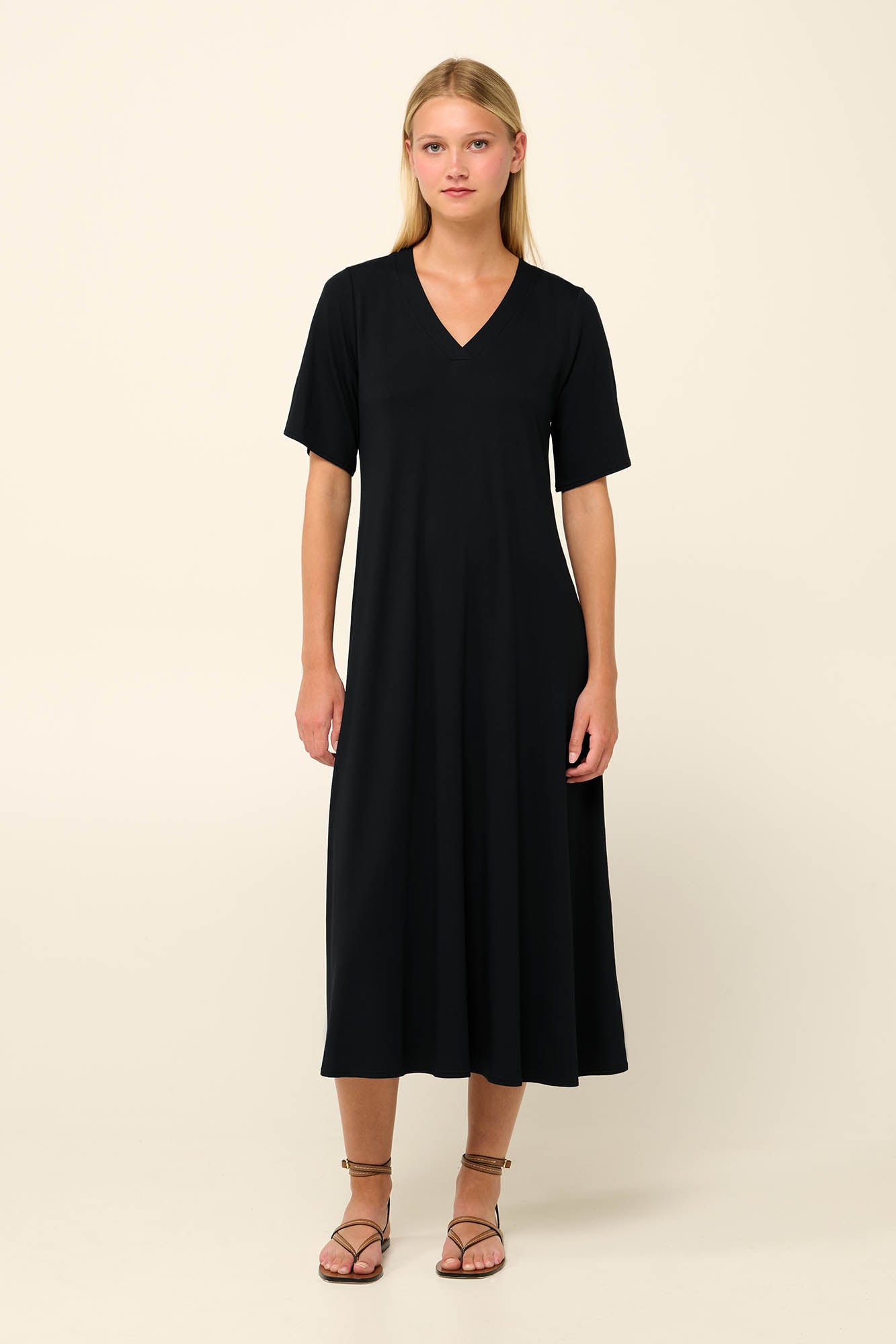 https://assets.vampfashion.com/SOFTONE_TMP_IMAGES/11_0624212912.jpg