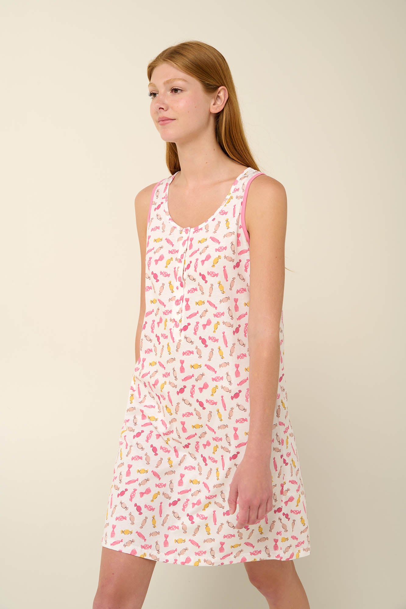 https://assets.vampfashion.com/SOFTONE_TMP_IMAGES/1_0001725886.jpg