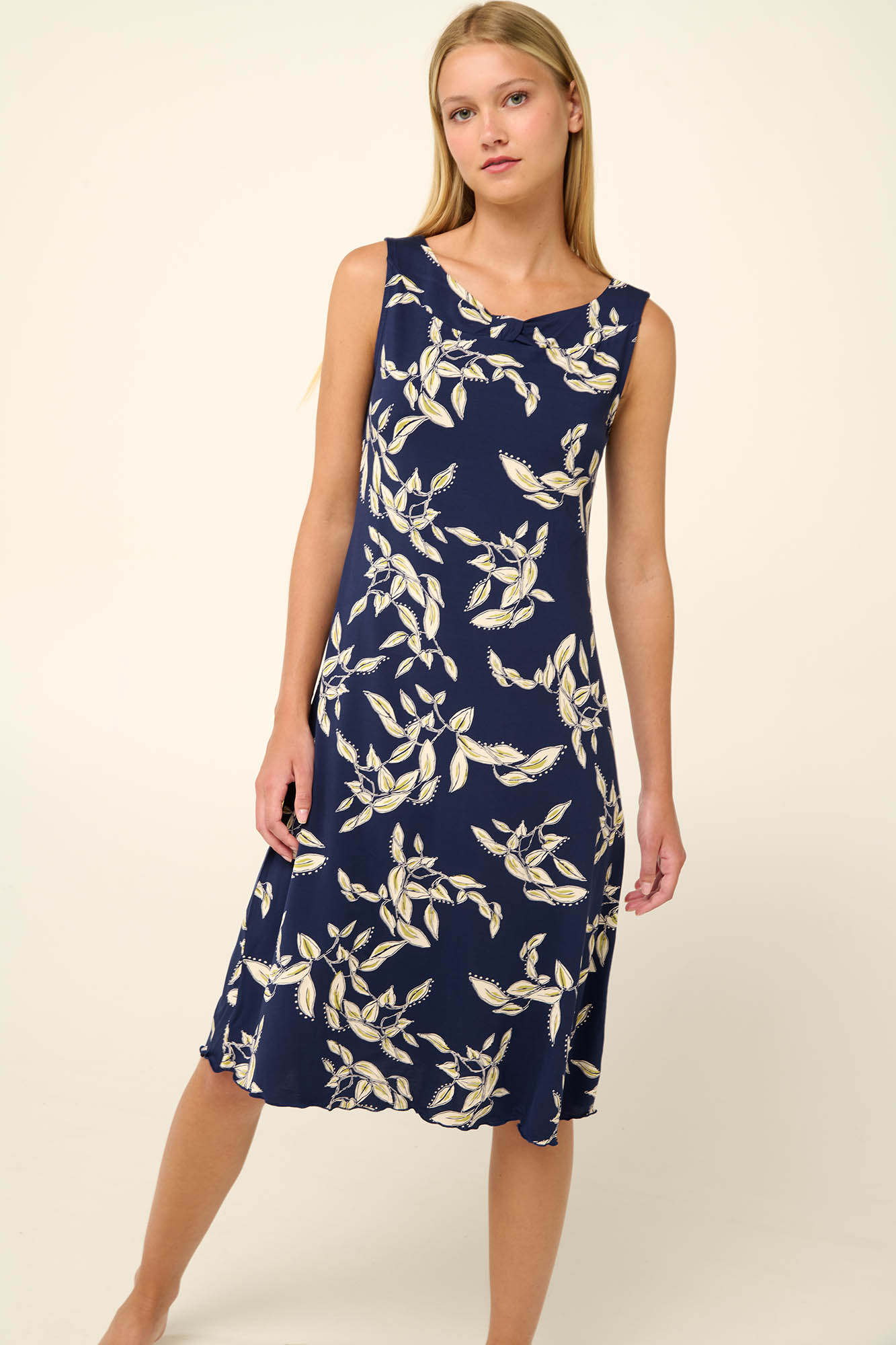 https://assets.vampfashion.com/SOFTONE_TMP_IMAGES/1_0005147308.jpg