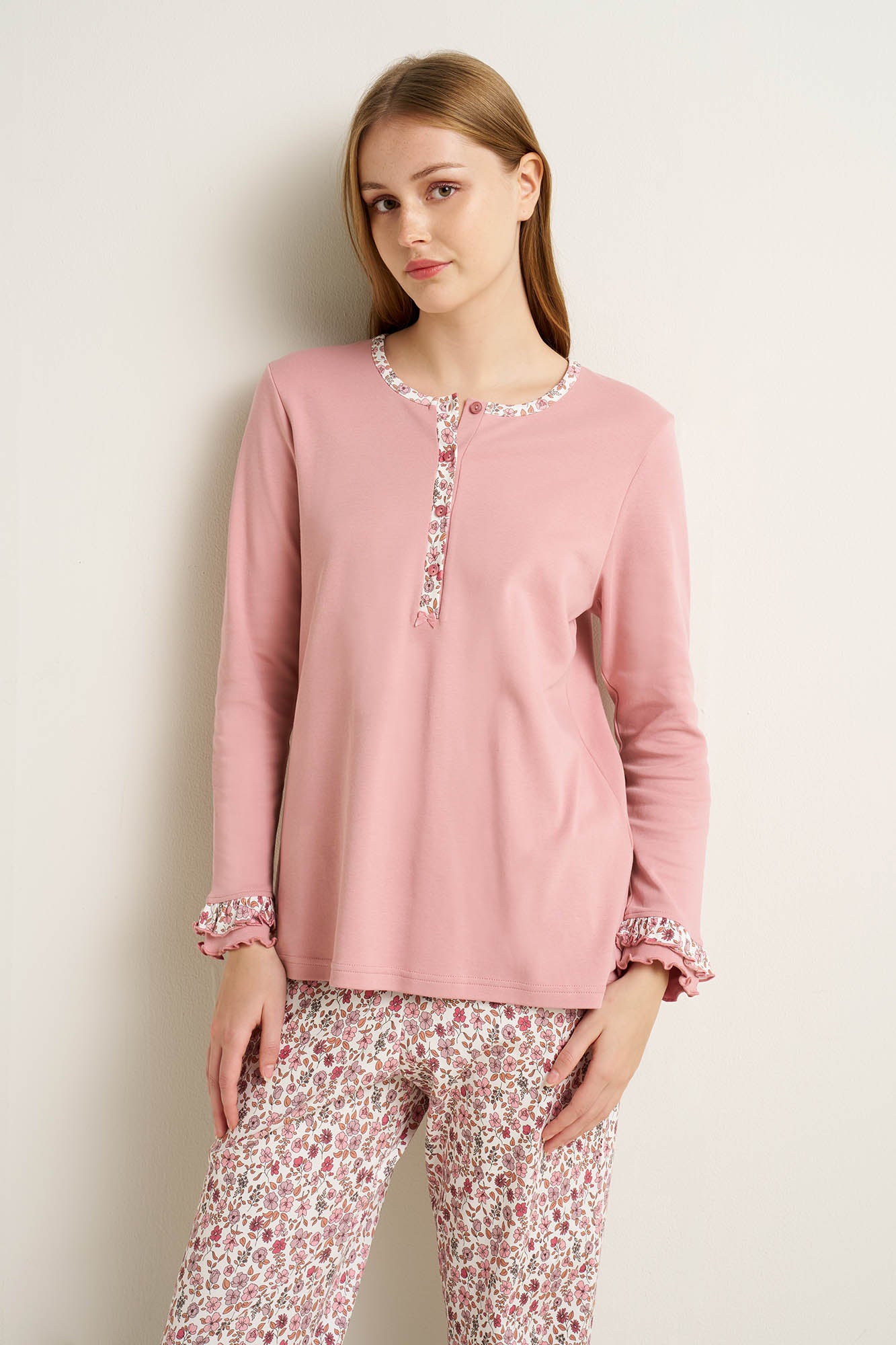 https://assets.vampfashion.com/SOFTONE_TMP_IMAGES/1_0022433984.jpg