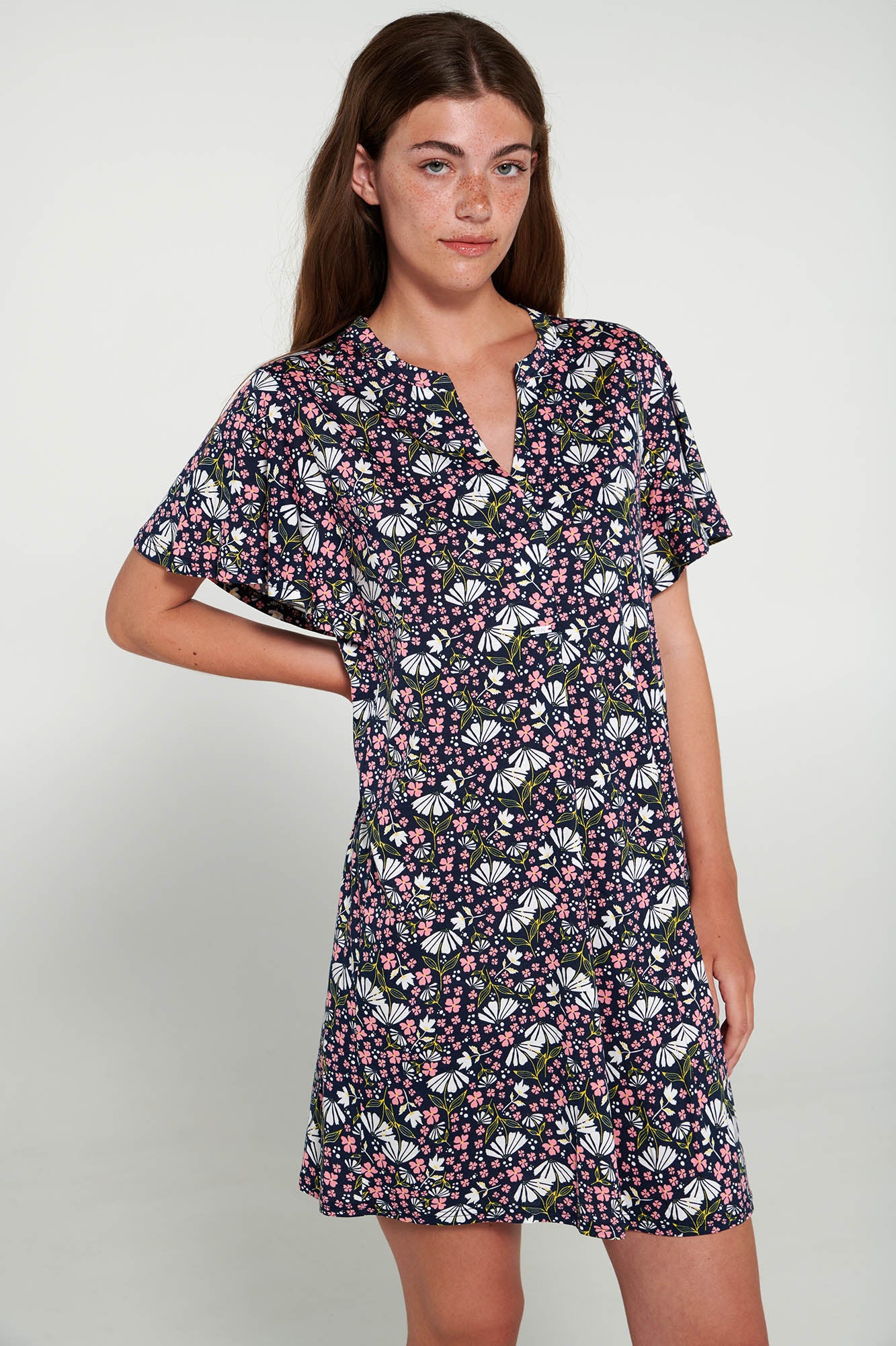 https://assets.vampfashion.com/SOFTONE_TMP_IMAGES/1_0027924601.jpg