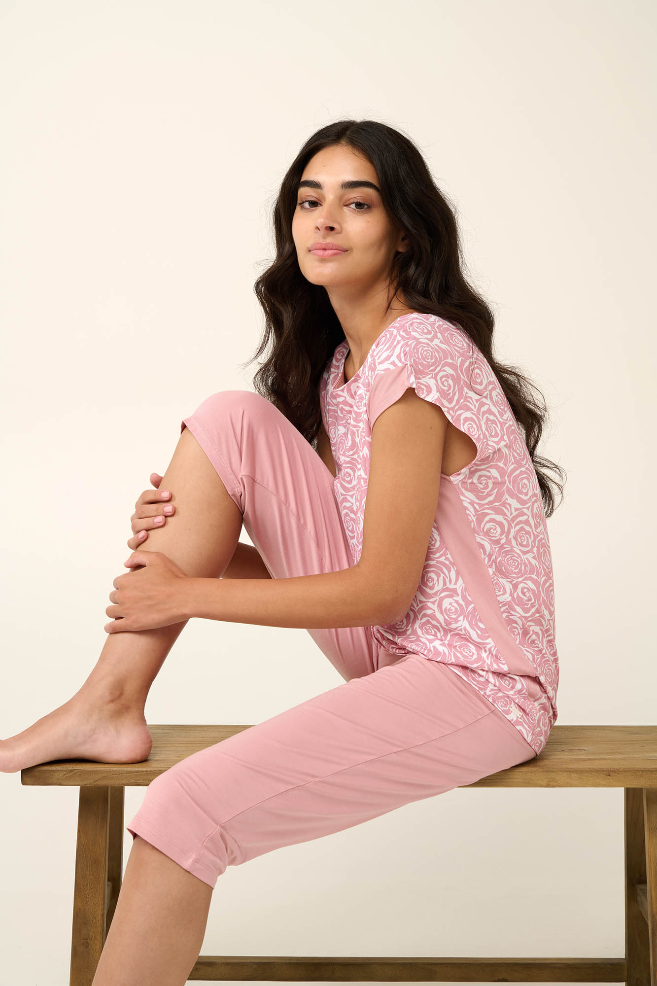 Vamp - Γυναικεία Πυτζάμα Micromodal με Κάπρι Παντελόνι