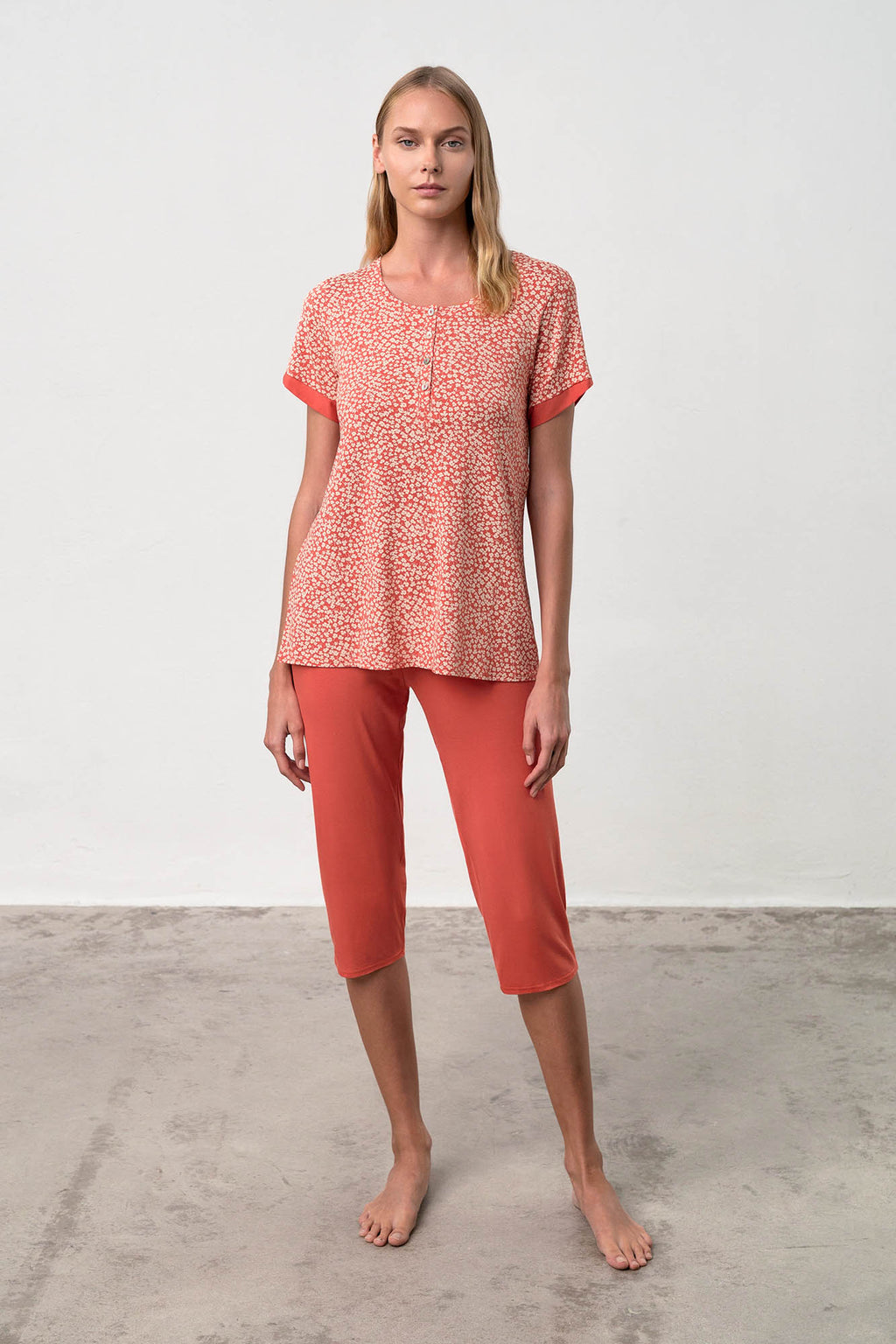 https://assets.vampfashion.com/SOFTONE_TMP_IMAGES/1_0038091574.jpg