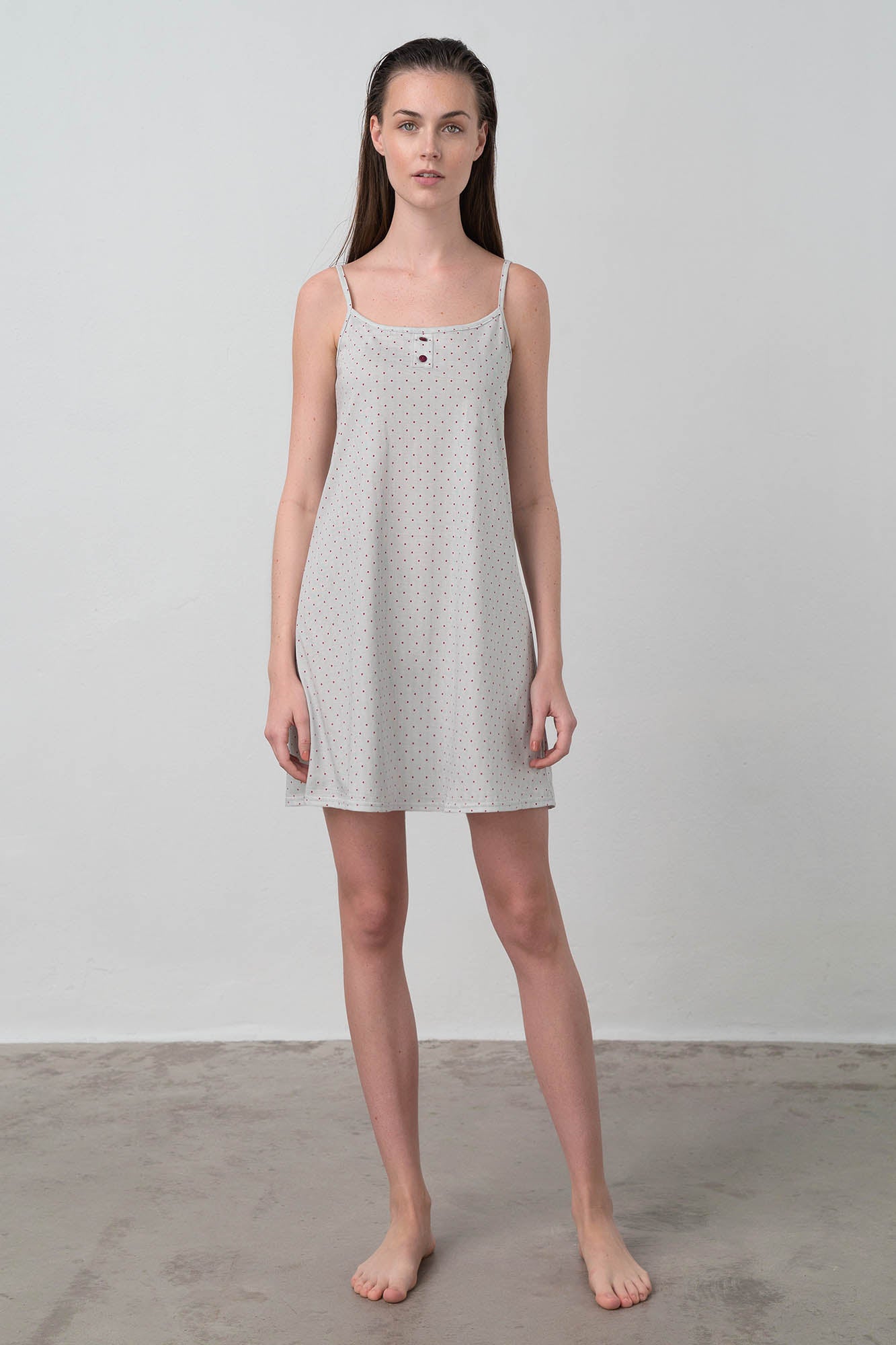 https://assets.vampfashion.com/SOFTONE_TMP_IMAGES/1_0048573180.jpg