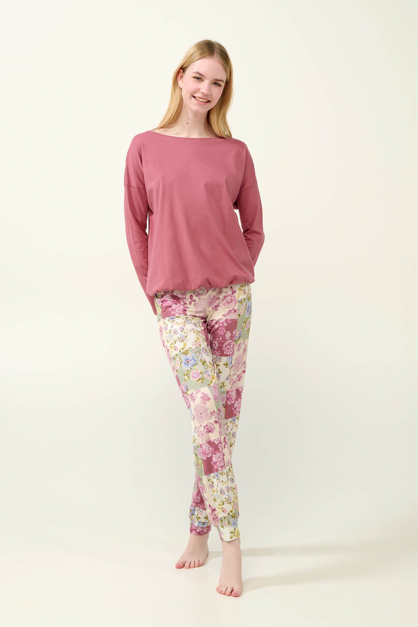 https://assets.vampfashion.com/SOFTONE_TMP_IMAGES/1_0065113483.jpg