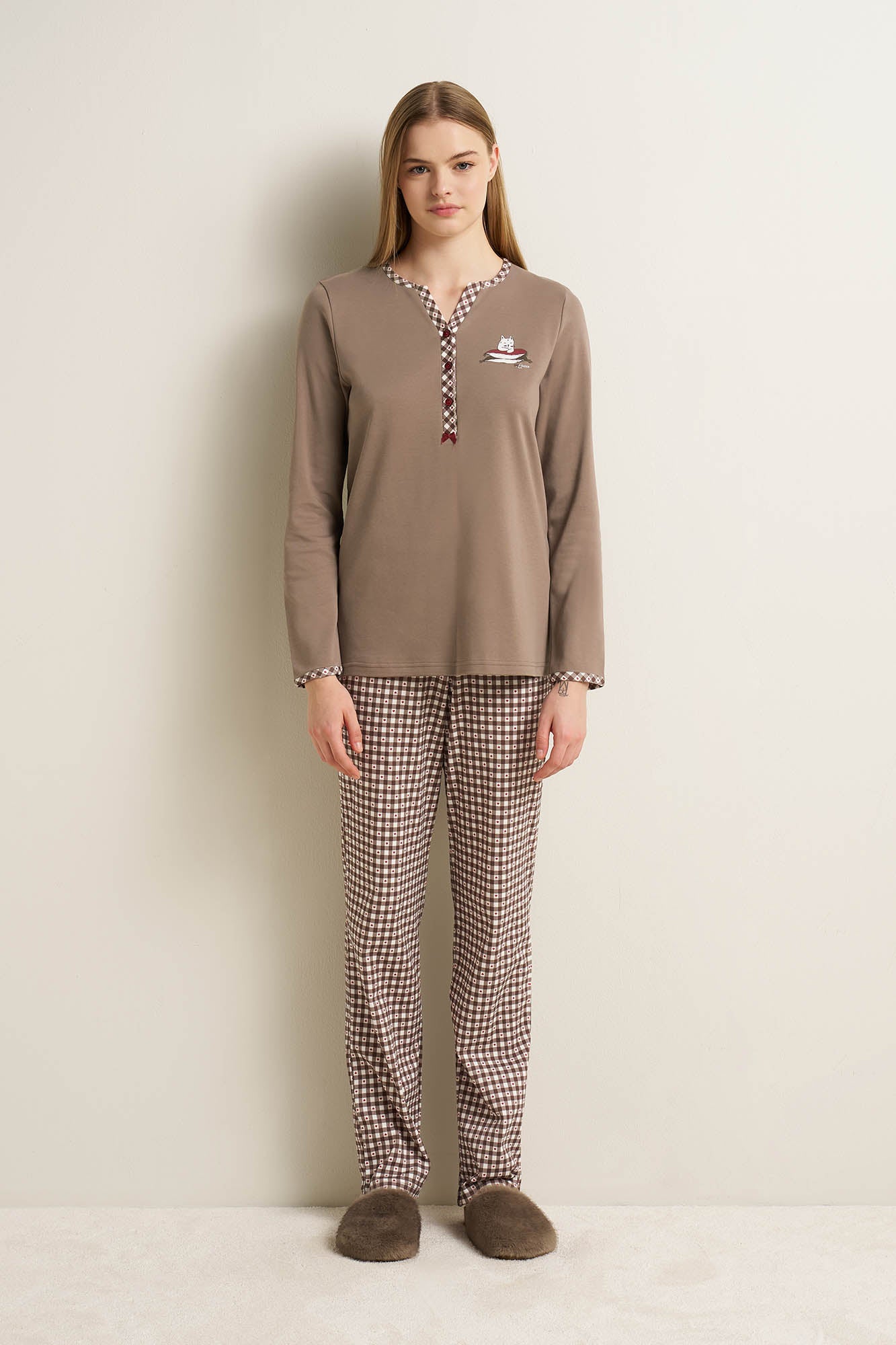 https://assets.vampfashion.com/SOFTONE_TMP_IMAGES/1_0074025283.jpg