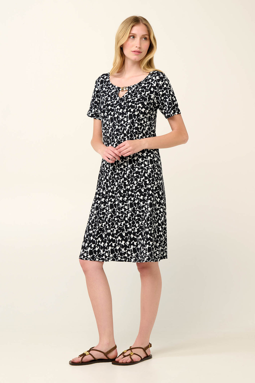 https://assets.vampfashion.com/SOFTONE_TMP_IMAGES/1_0075579989.jpg