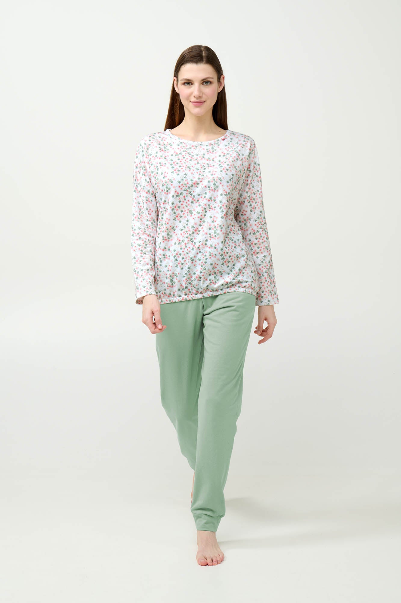 https://assets.vampfashion.com/SOFTONE_TMP_IMAGES/1_0079066930.jpg
