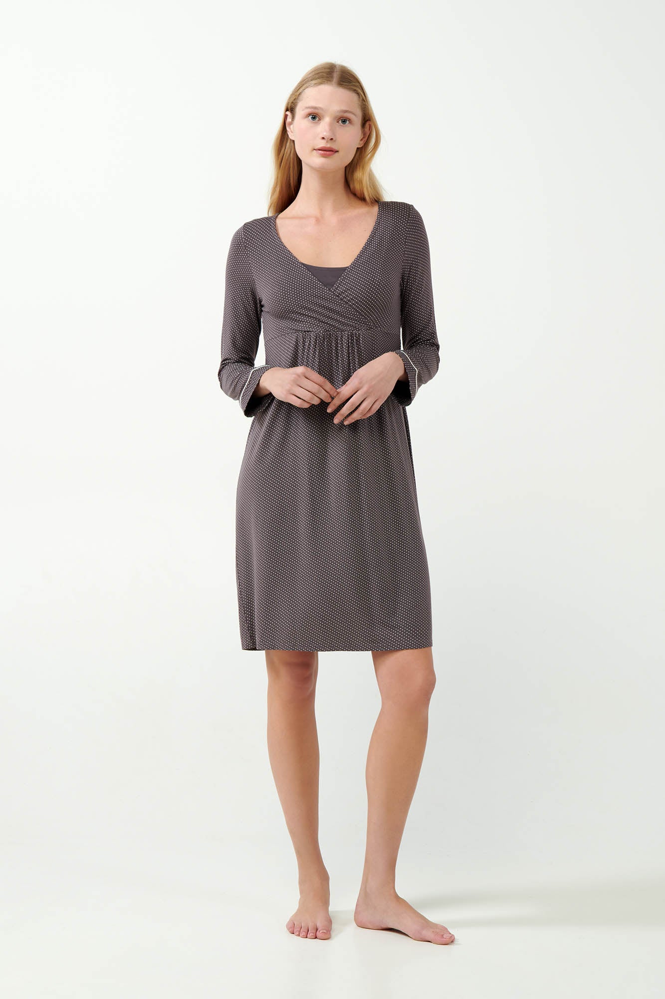 https://assets.vampfashion.com/SOFTONE_TMP_IMAGES/1_0084893682.jpg