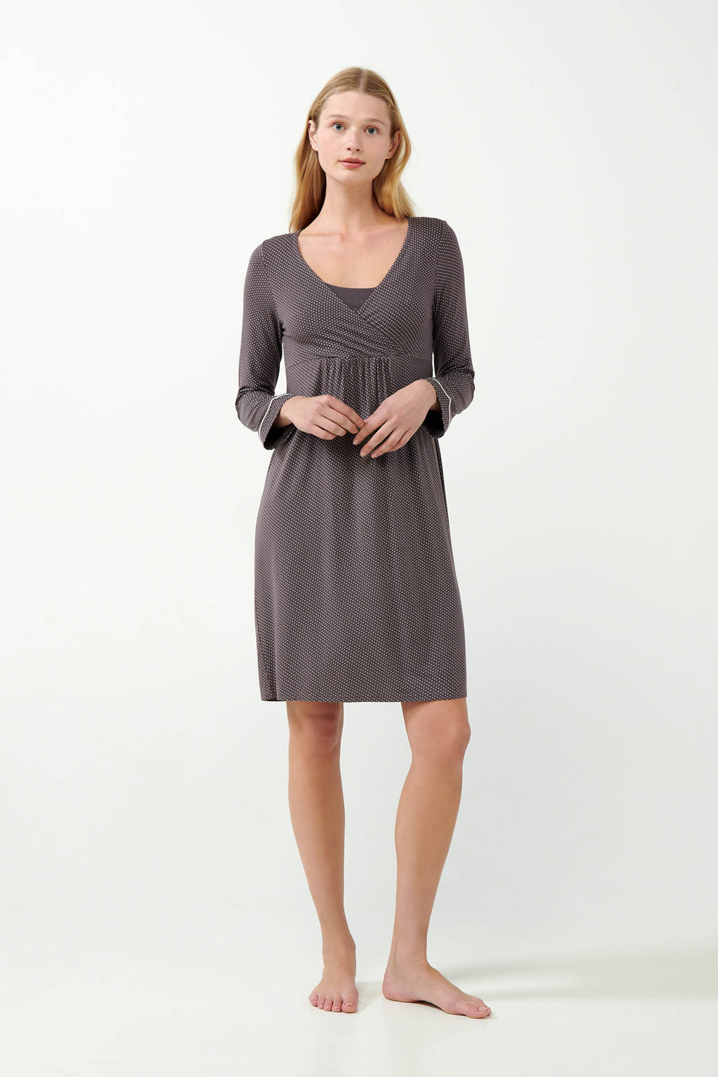 https://assets.vampfashion.com/SOFTONE_TMP_IMAGES/1_0084893682.jpg