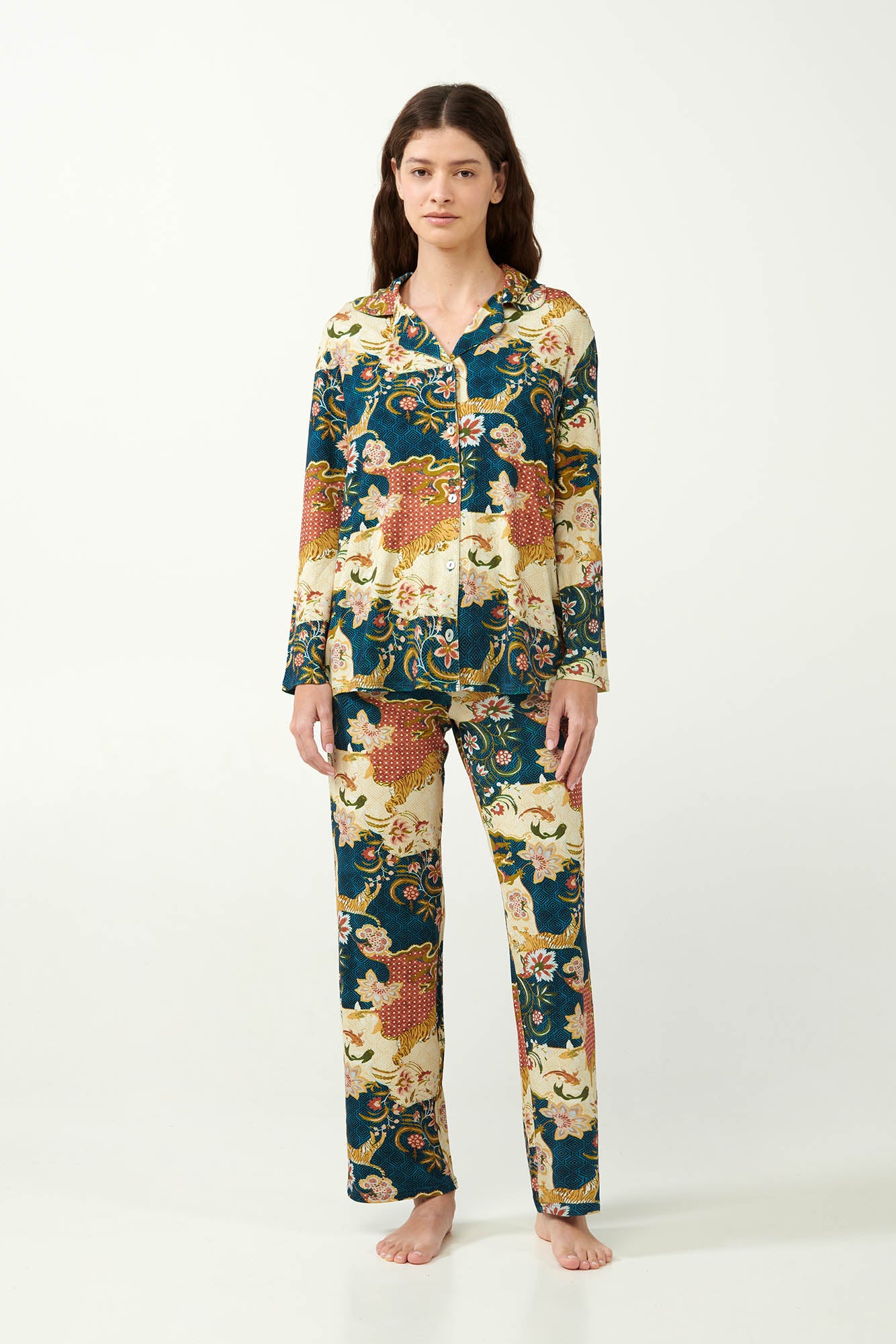 https://assets.vampfashion.com/SOFTONE_TMP_IMAGES/1_0095616493.jpg