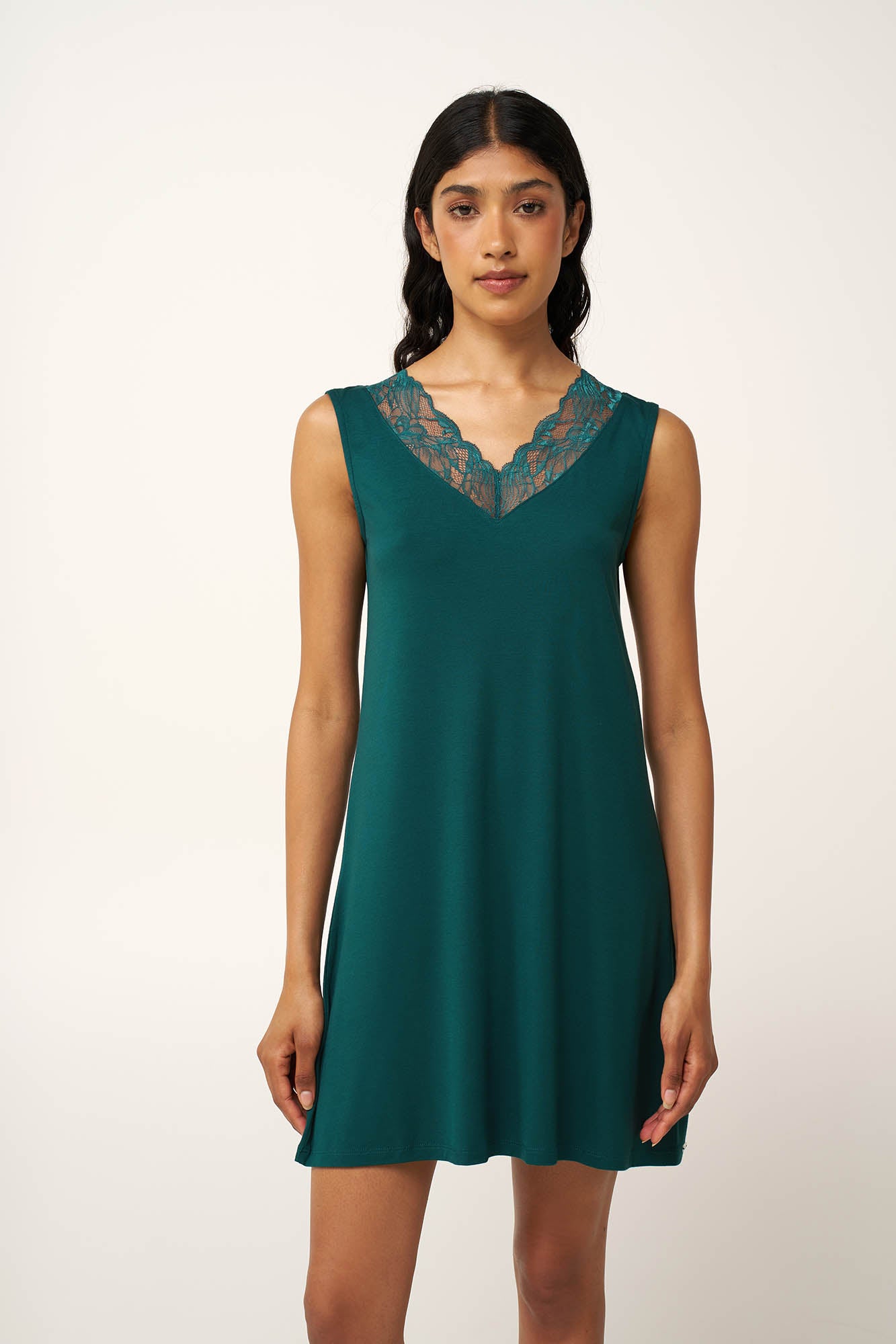 Vamp - Καλαοκαιρινό Micromodal Νυχτικό με Δαντέλα