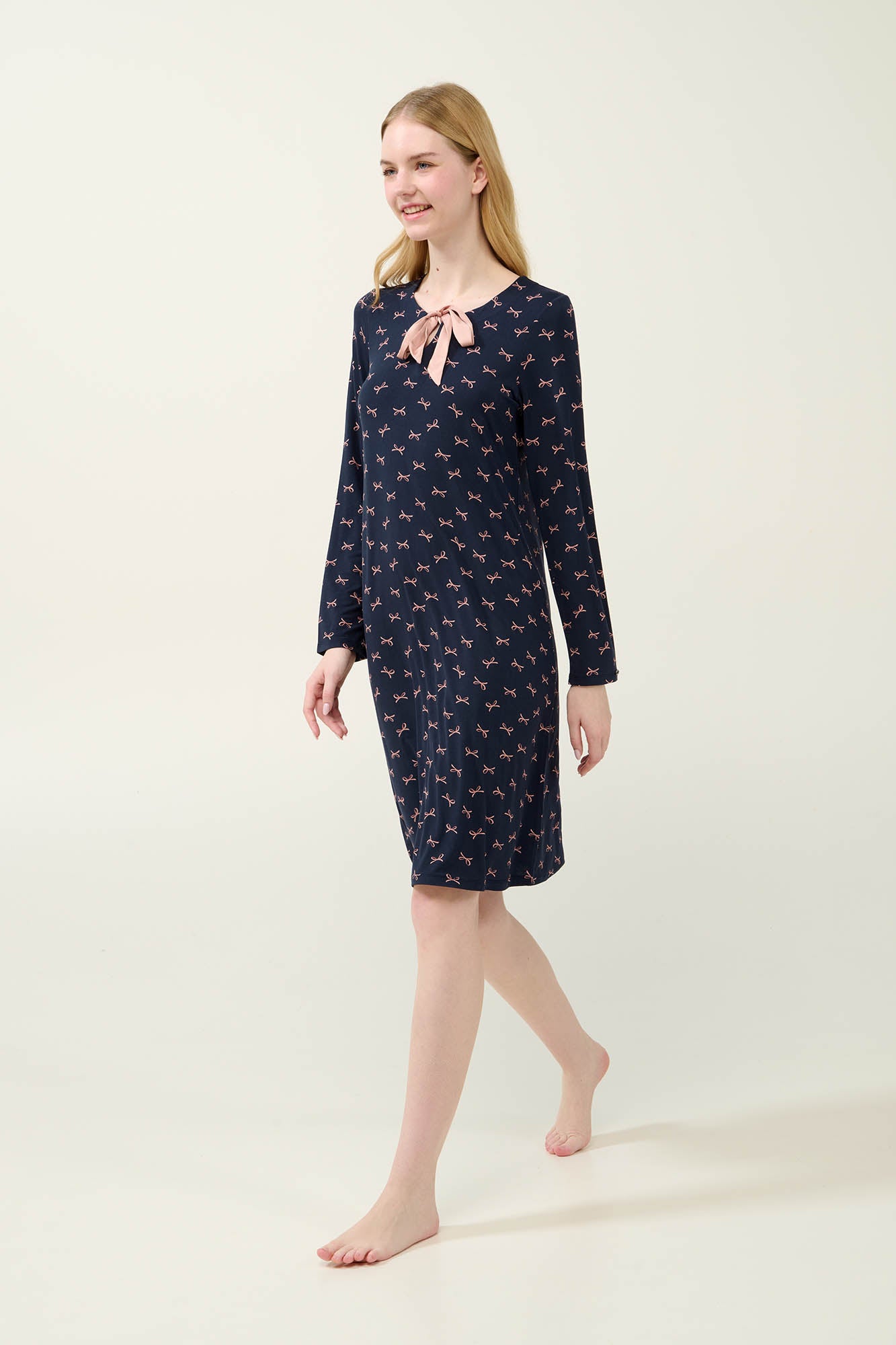 https://assets.vampfashion.com/SOFTONE_TMP_IMAGES/1_0106462254.jpg