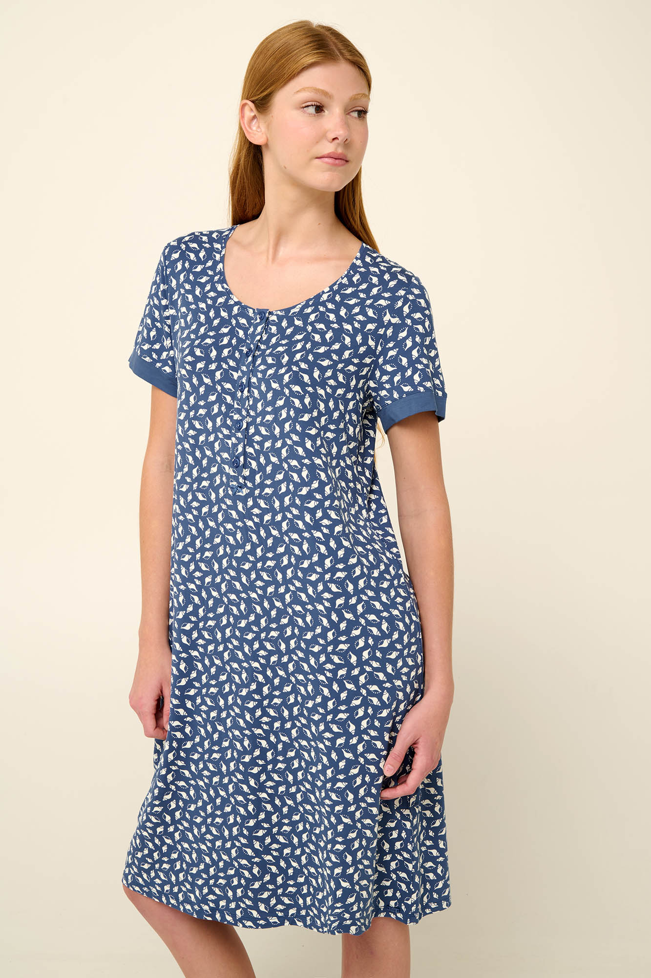 https://assets.vampfashion.com/SOFTONE_TMP_IMAGES/1_0114088302.jpg