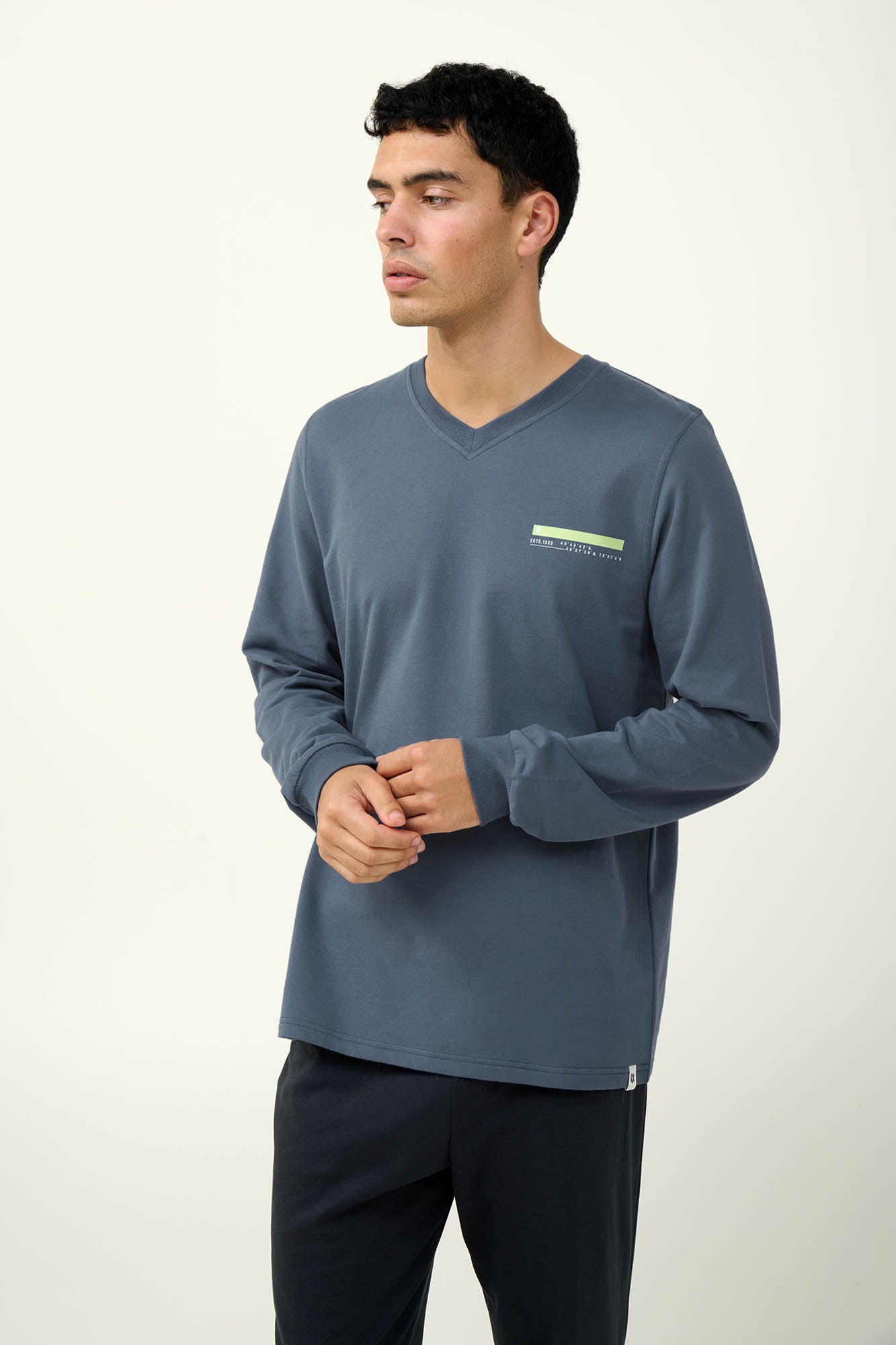 Vamp - Ανδρική Φούτερ Φόρμα με V Λαιμόκοψη