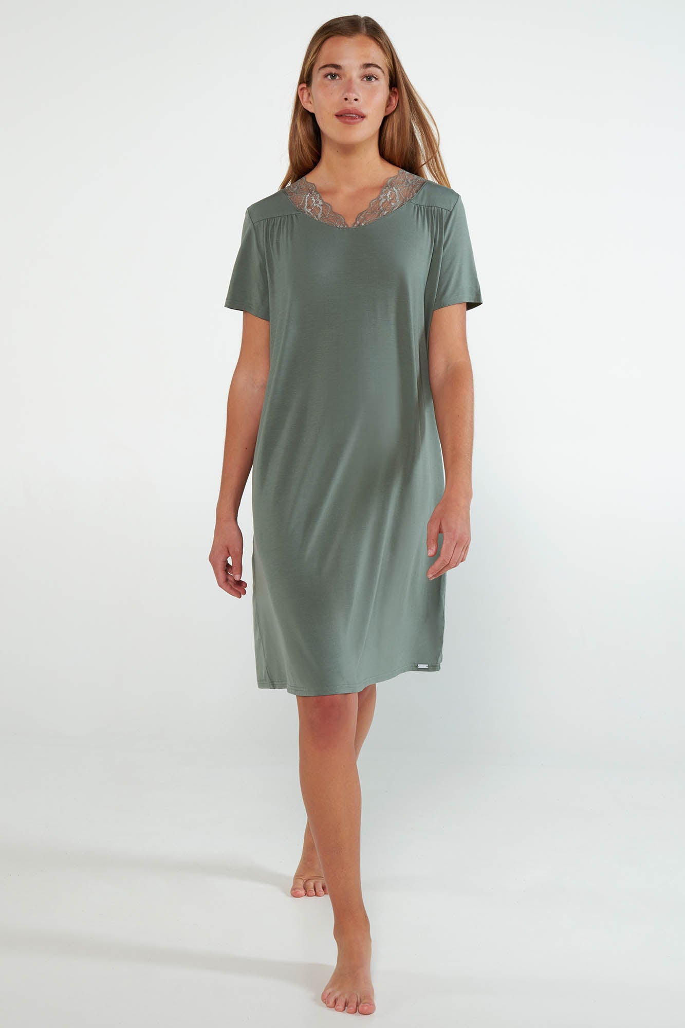 https://assets.vampfashion.com/SOFTONE_TMP_IMAGES/1_0129413206.jpg