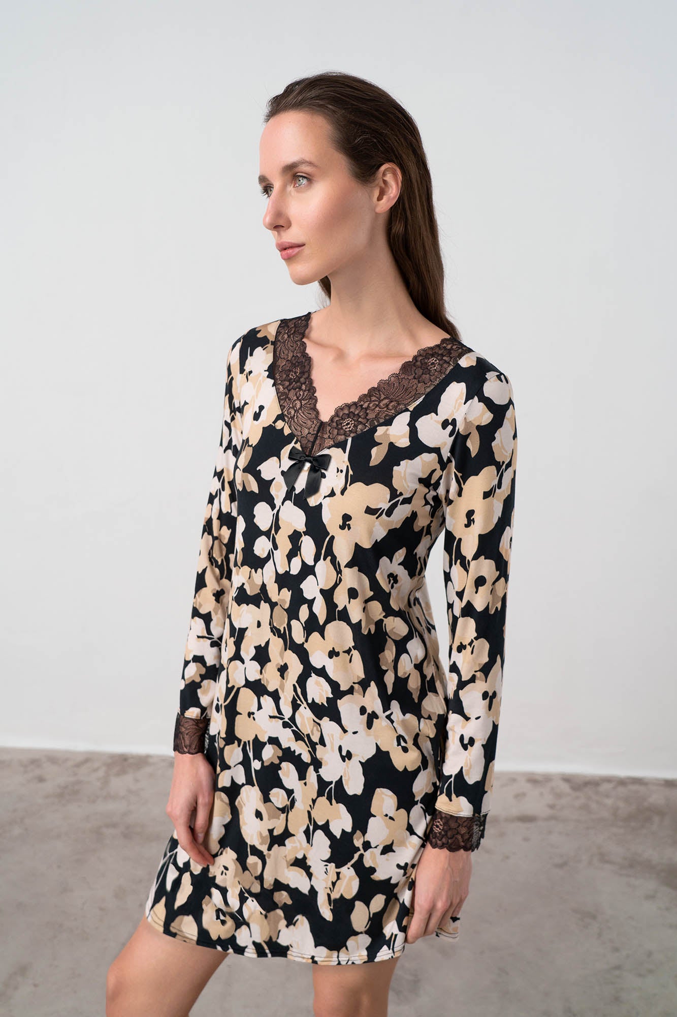 https://assets.vampfashion.com/SOFTONE_TMP_IMAGES/1_0133016527.jpg