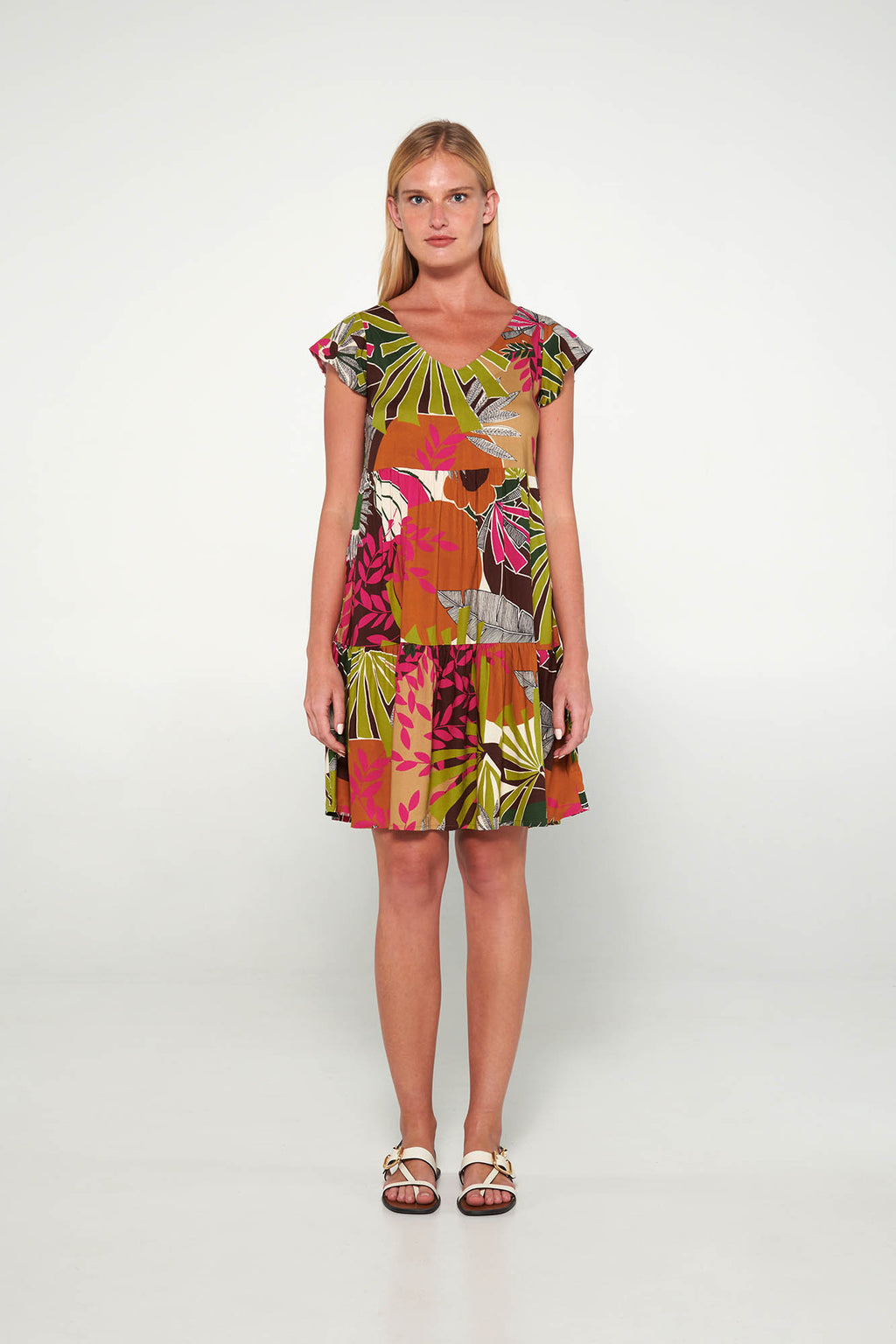 https://assets.vampfashion.com/SOFTONE_TMP_IMAGES/1_0137779957.jpg