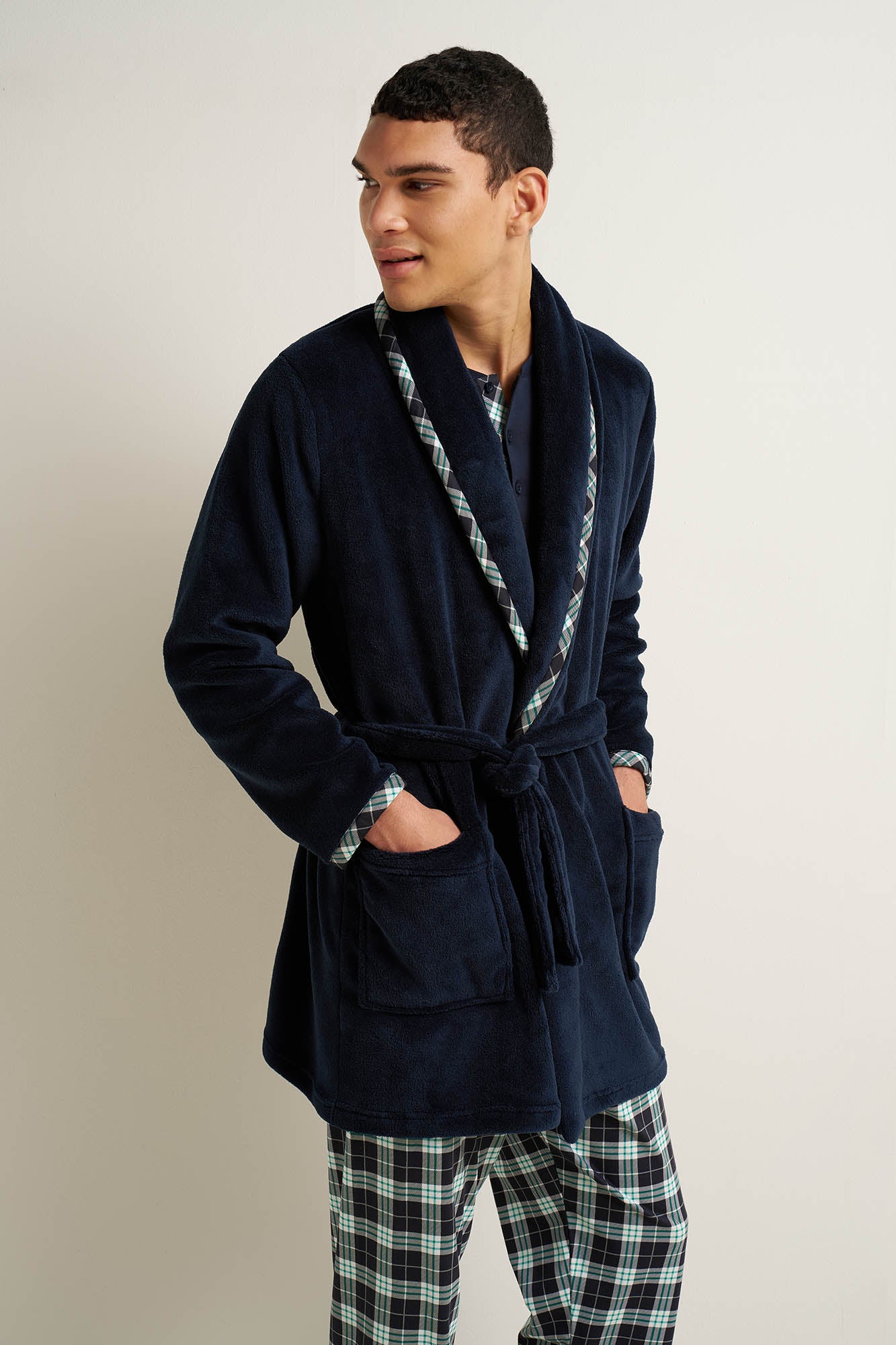 https://assets.vampfashion.com/SOFTONE_TMP_IMAGES/1_0143894315.jpg