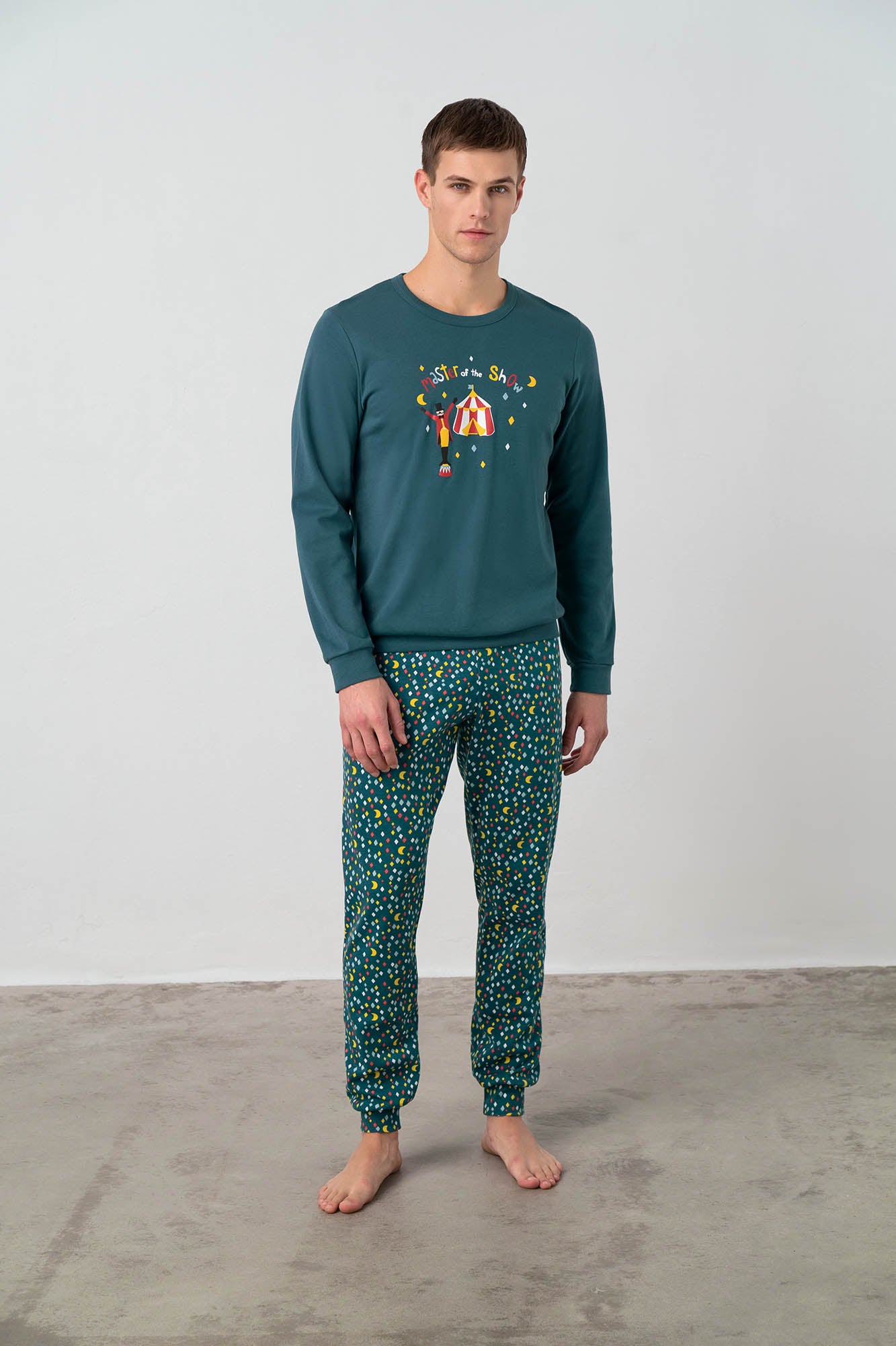 https://assets.vampfashion.com/SOFTONE_TMP_IMAGES/1_0188249076.jpg
