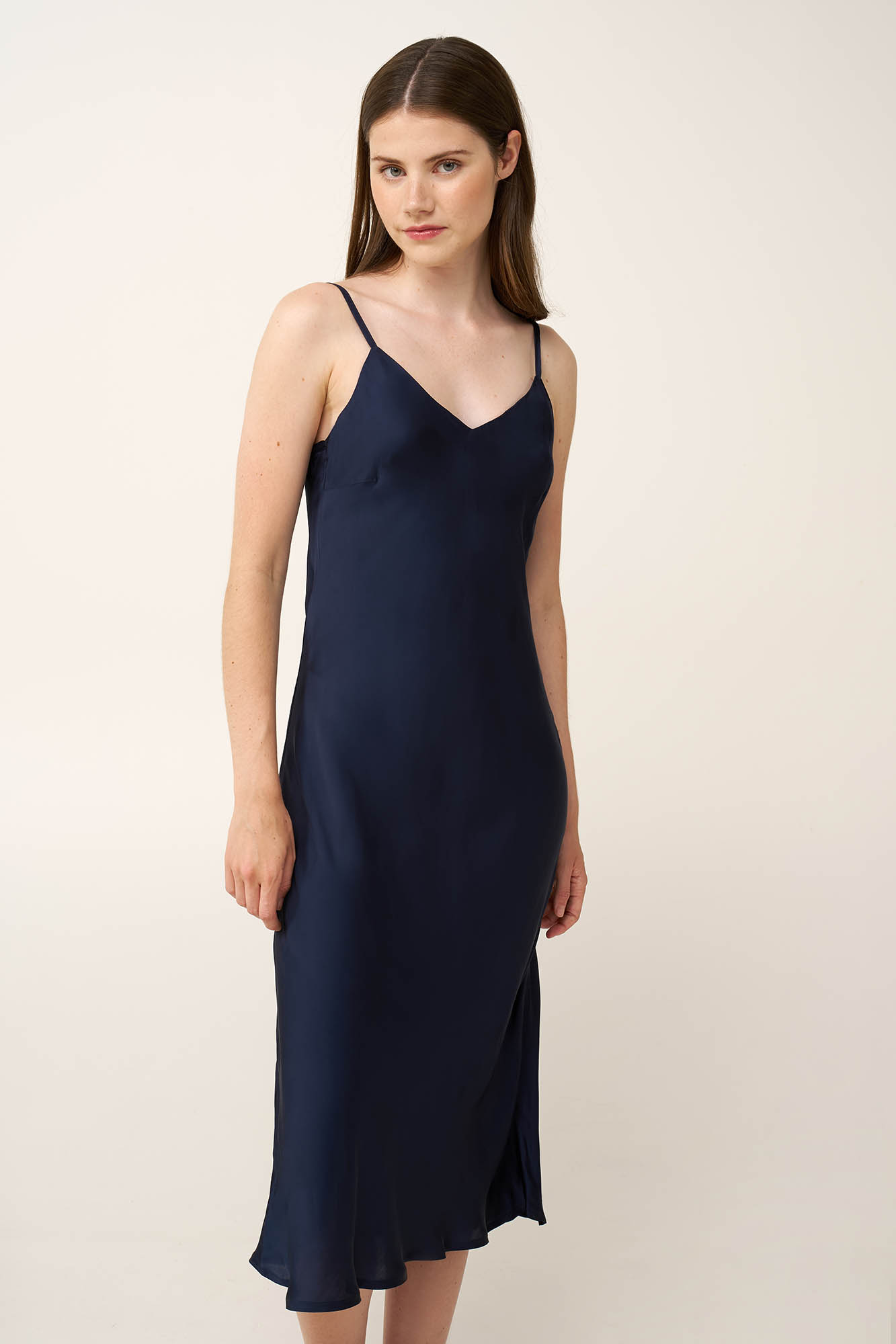 https://assets.vampfashion.com/SOFTONE_TMP_IMAGES/1_0193488131.jpg