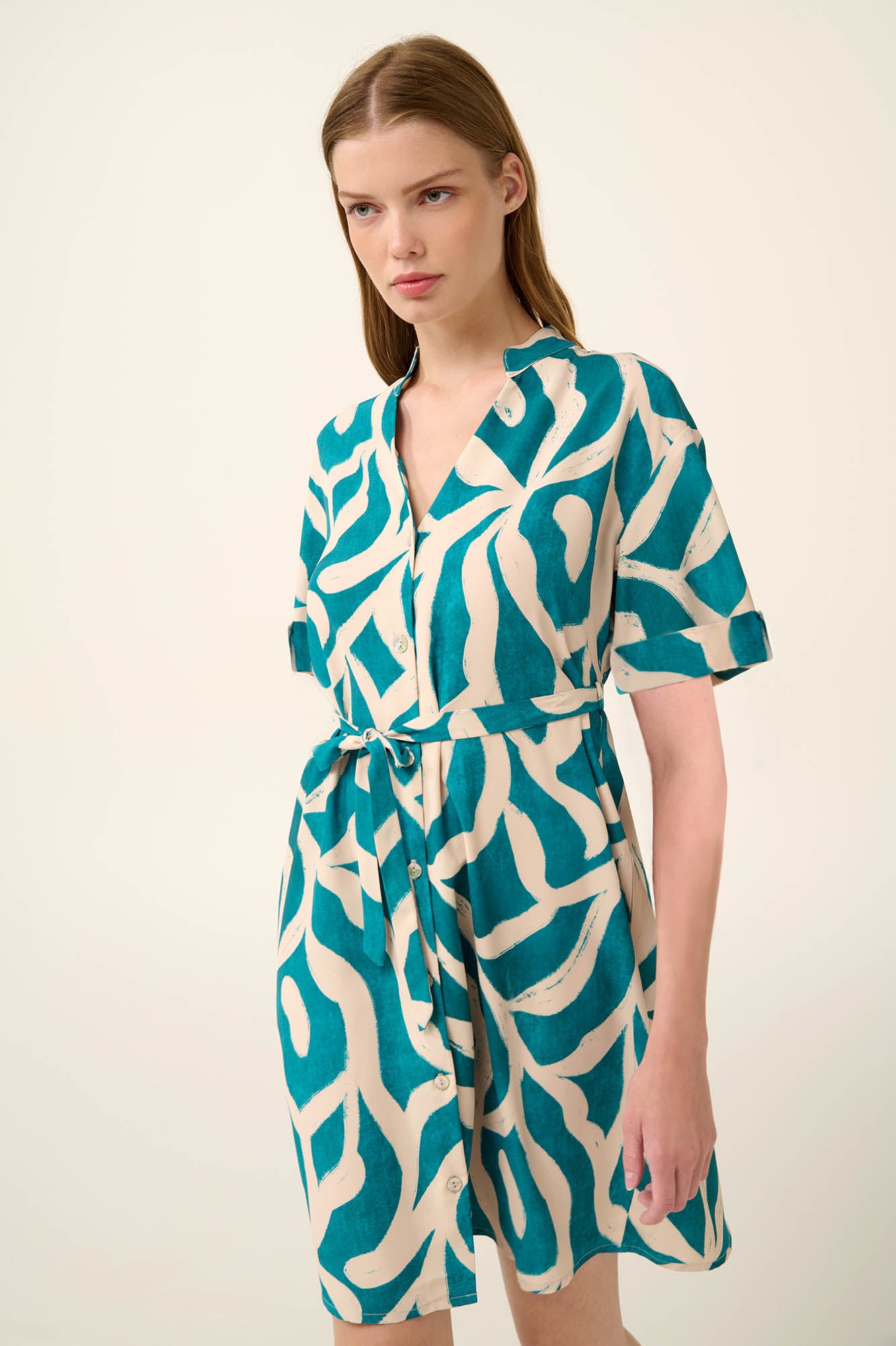 https://assets.vampfashion.com/SOFTONE_TMP_IMAGES/1_0193763841.jpg