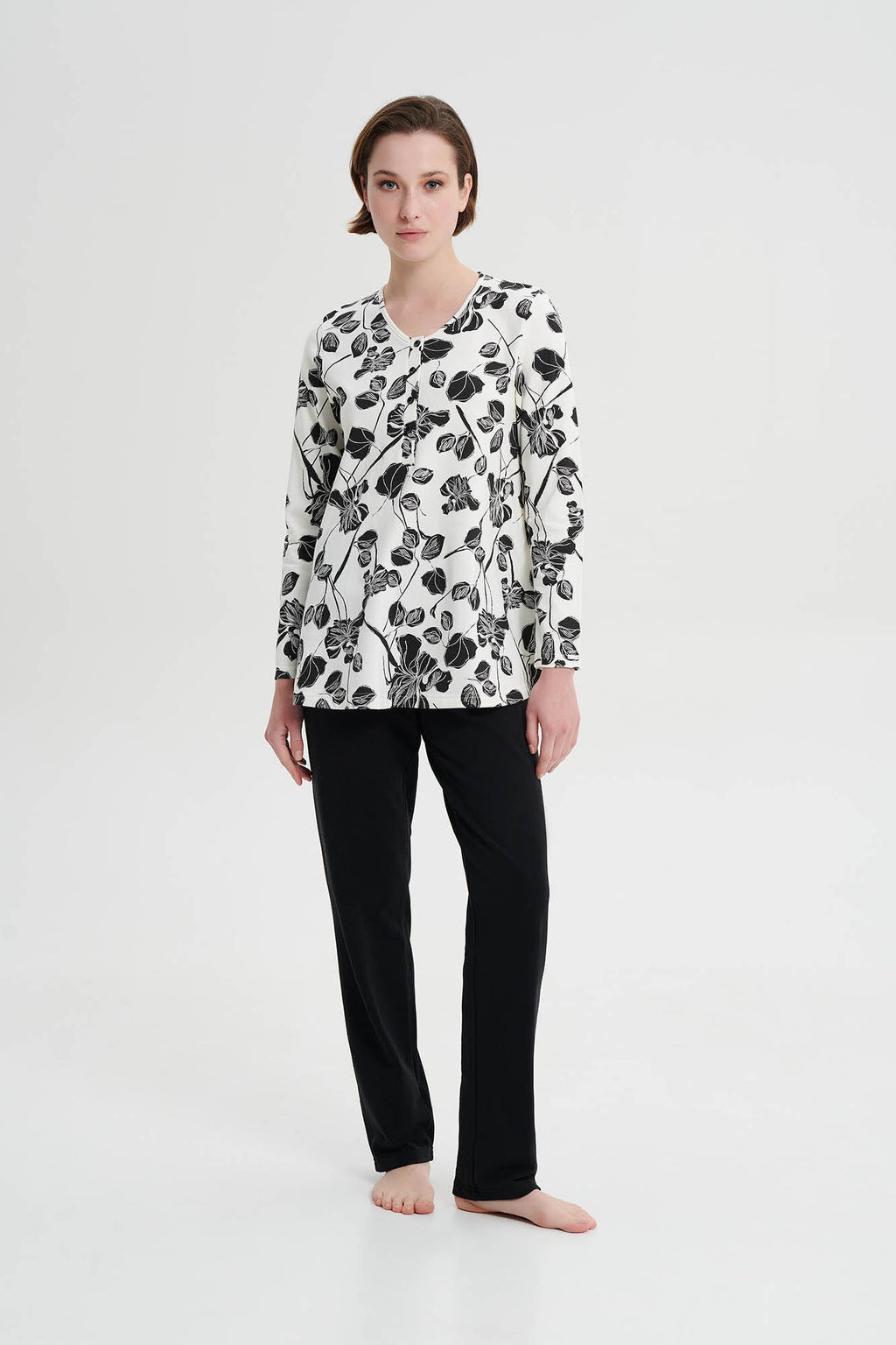 https://assets.vampfashion.com/SOFTONE_TMP_IMAGES/1_0201990995.jpg