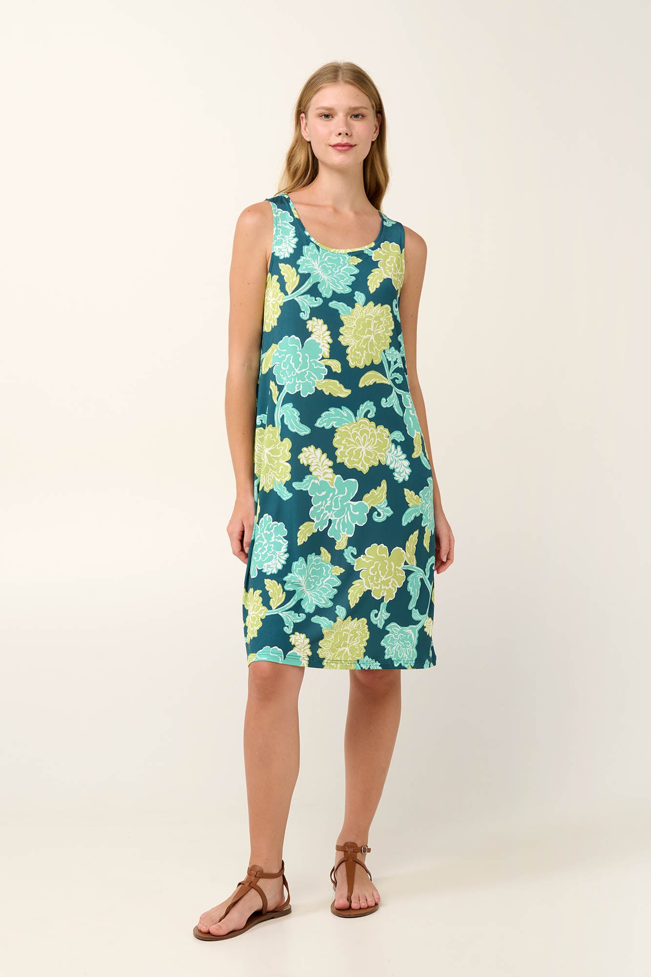 https://assets.vampfashion.com/SOFTONE_TMP_IMAGES/1_0220930303.jpg