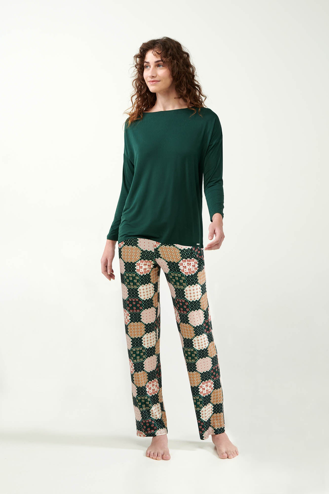 https://assets.vampfashion.com/SOFTONE_TMP_IMAGES/1_0223724141.jpg