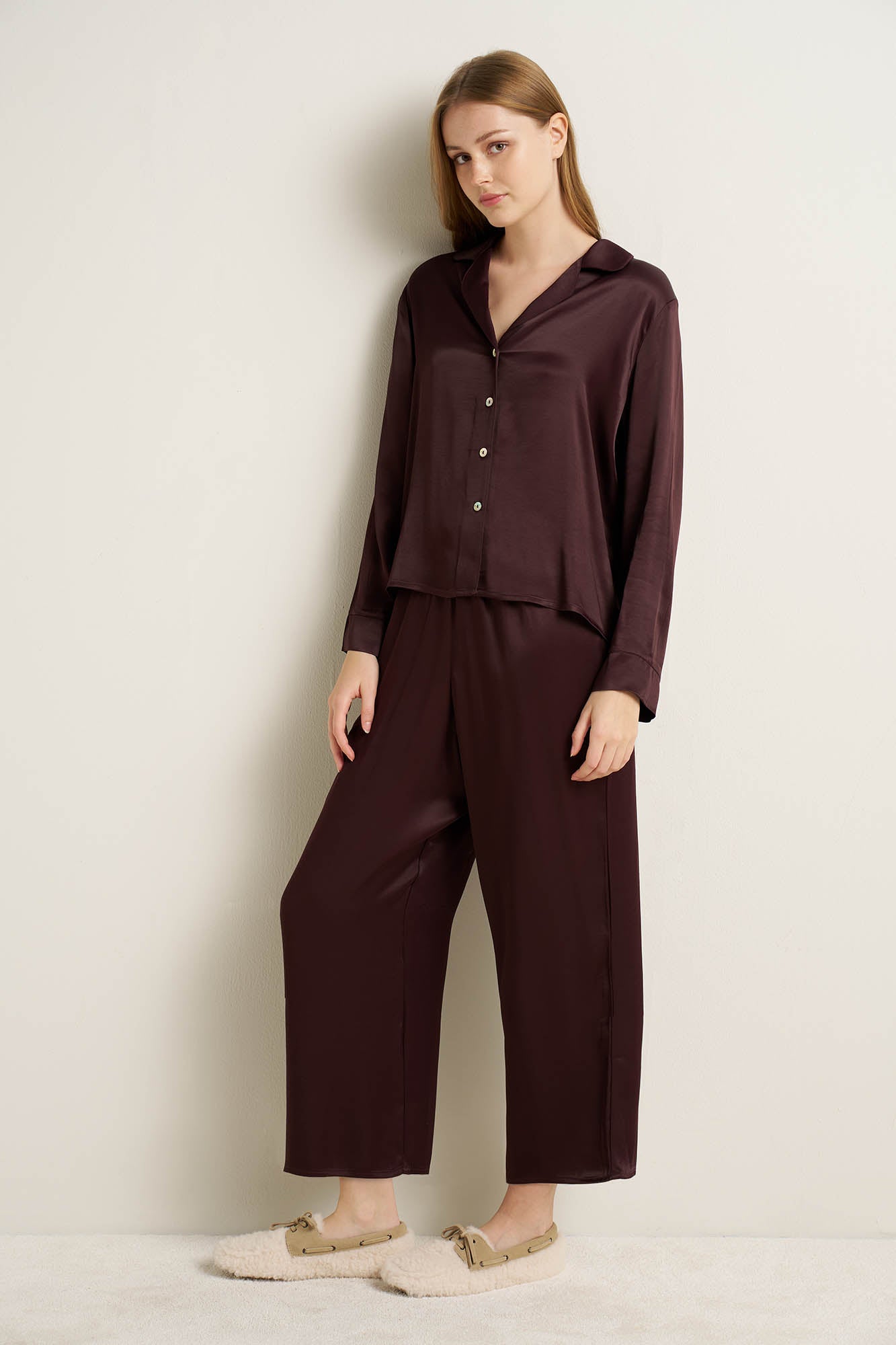 https://assets.vampfashion.com/SOFTONE_TMP_IMAGES/1_0252973764.jpg