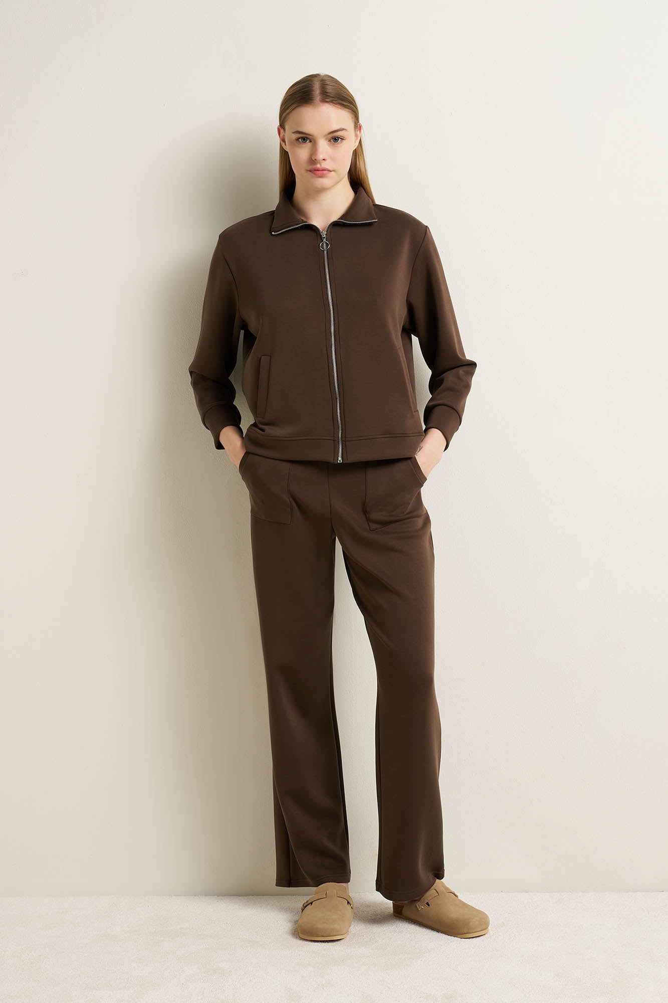 https://assets.vampfashion.com/SOFTONE_TMP_IMAGES/1_0253396033.jpg