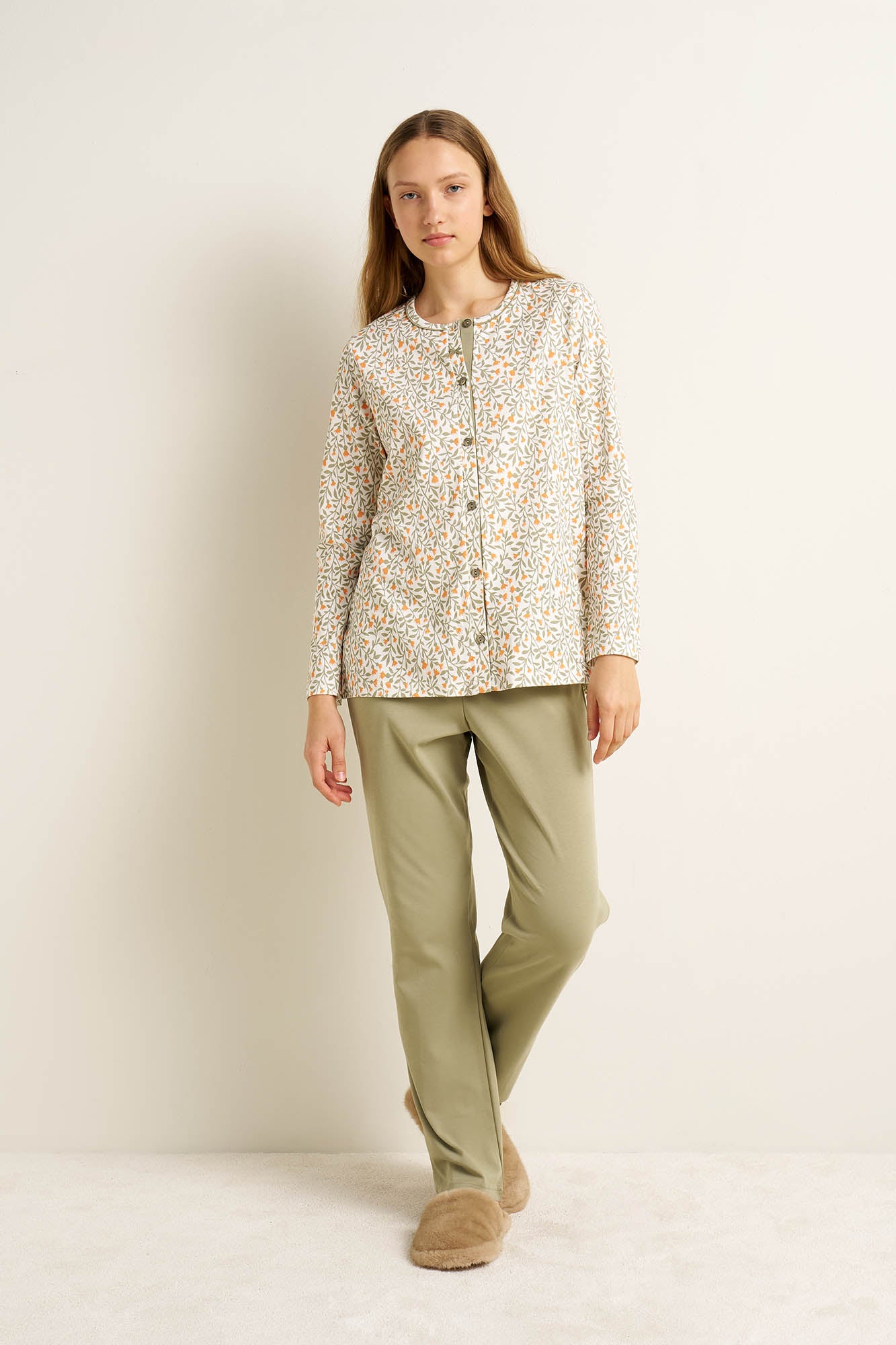 https://assets.vampfashion.com/SOFTONE_TMP_IMAGES/1_0255352854.jpg