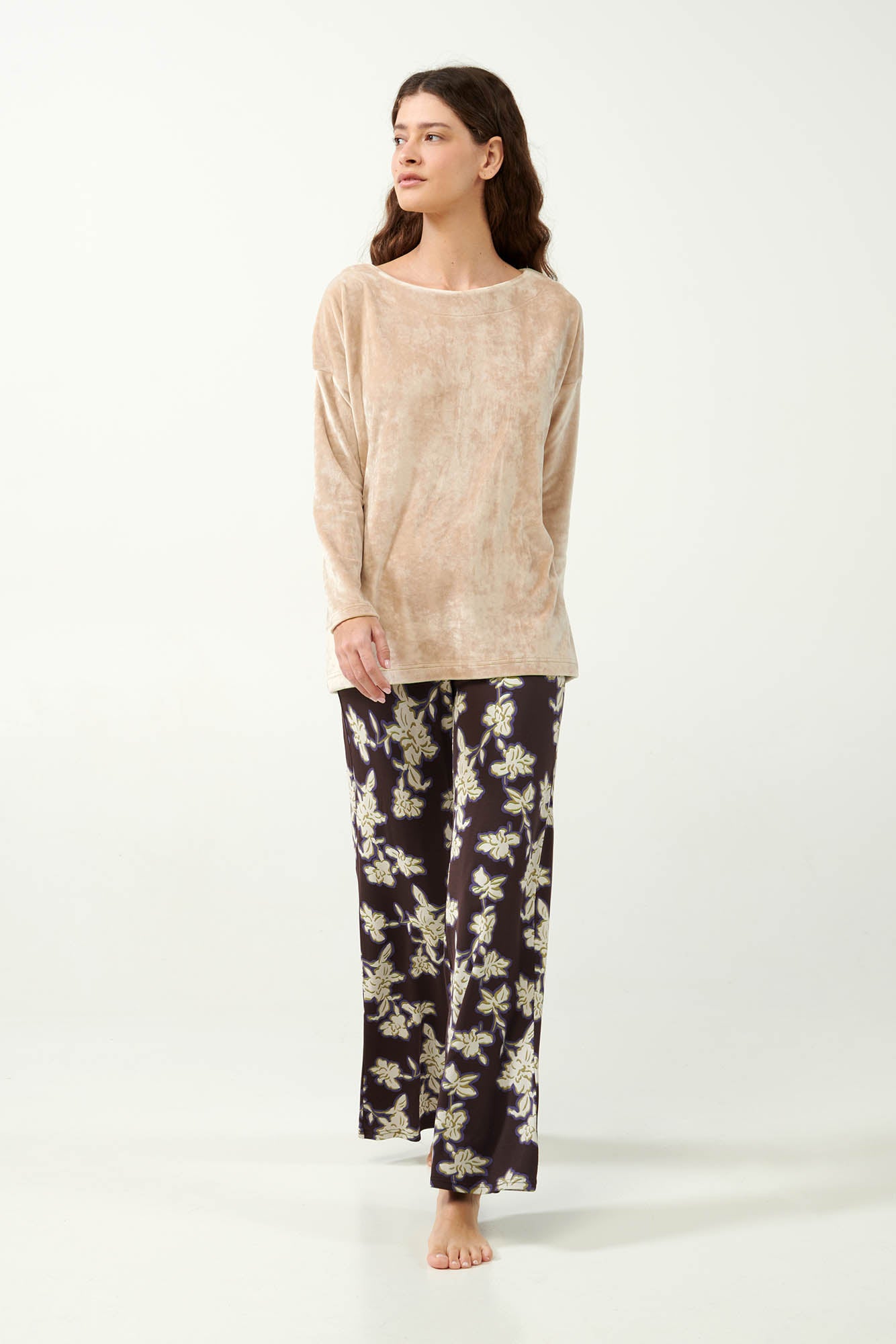 https://assets.vampfashion.com/SOFTONE_TMP_IMAGES/1_0260659148.jpg