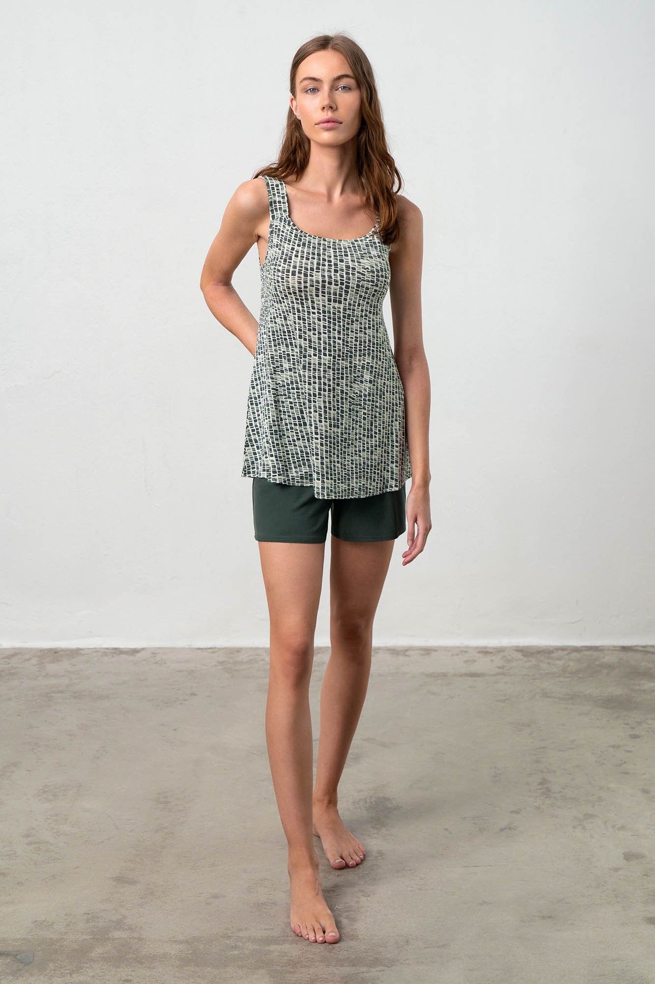 https://assets.vampfashion.com/SOFTONE_TMP_IMAGES/1_0294445155.jpg