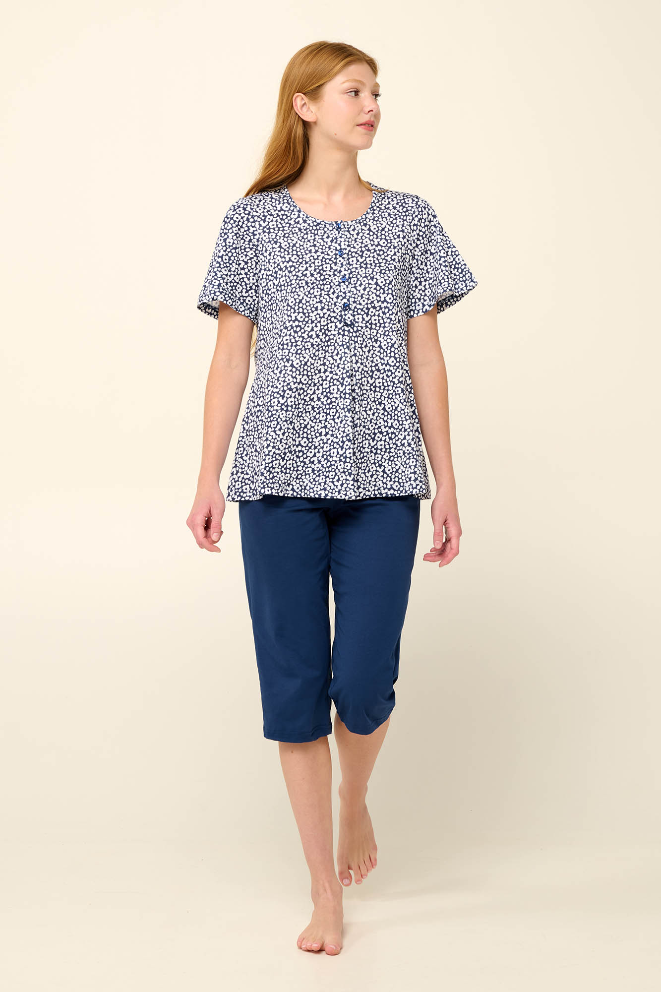 https://assets.vampfashion.com/SOFTONE_TMP_IMAGES/1_0319817557.jpg