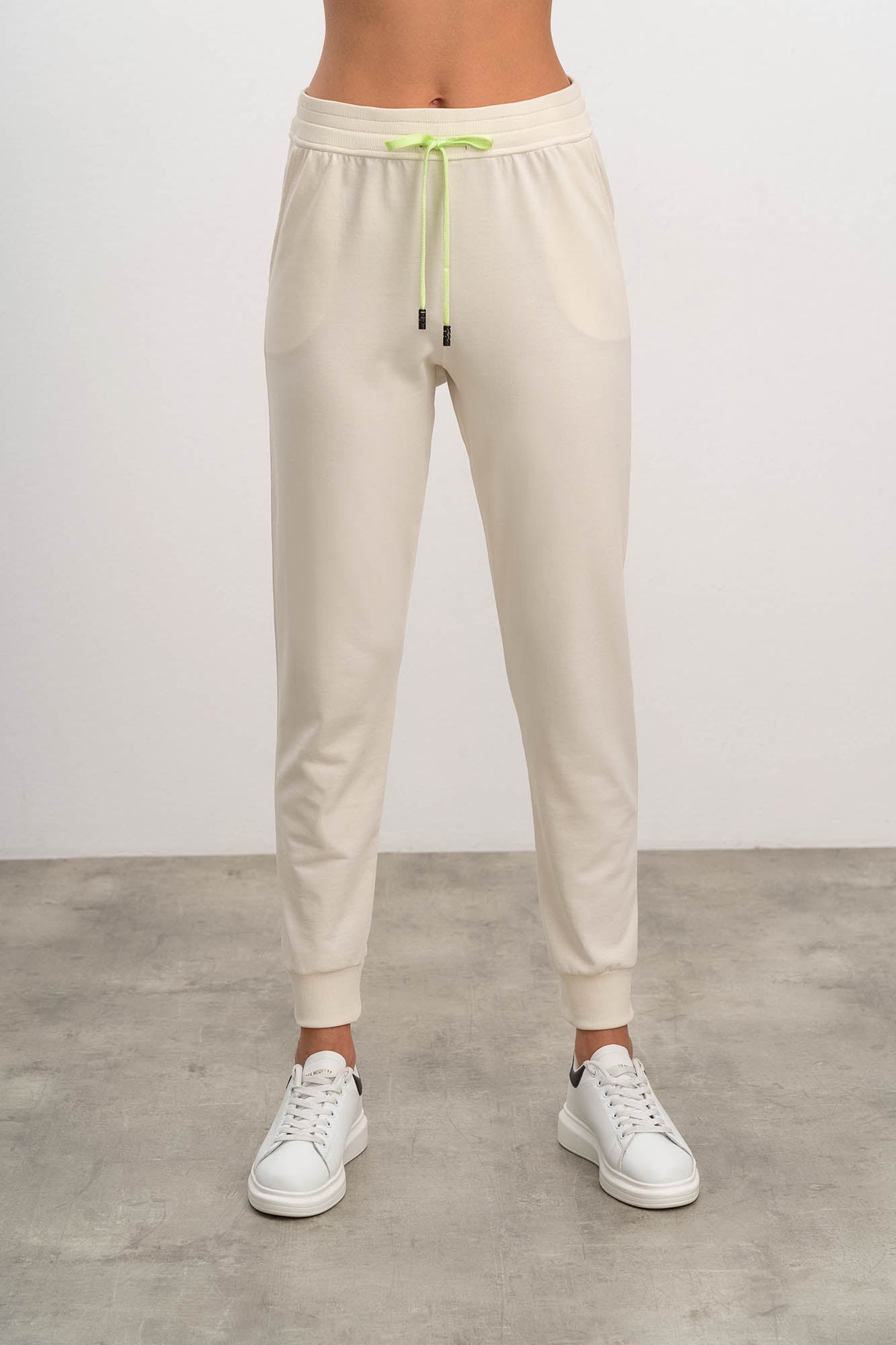 https://assets.vampfashion.com/SOFTONE_TMP_IMAGES/1_0334981554.jpg