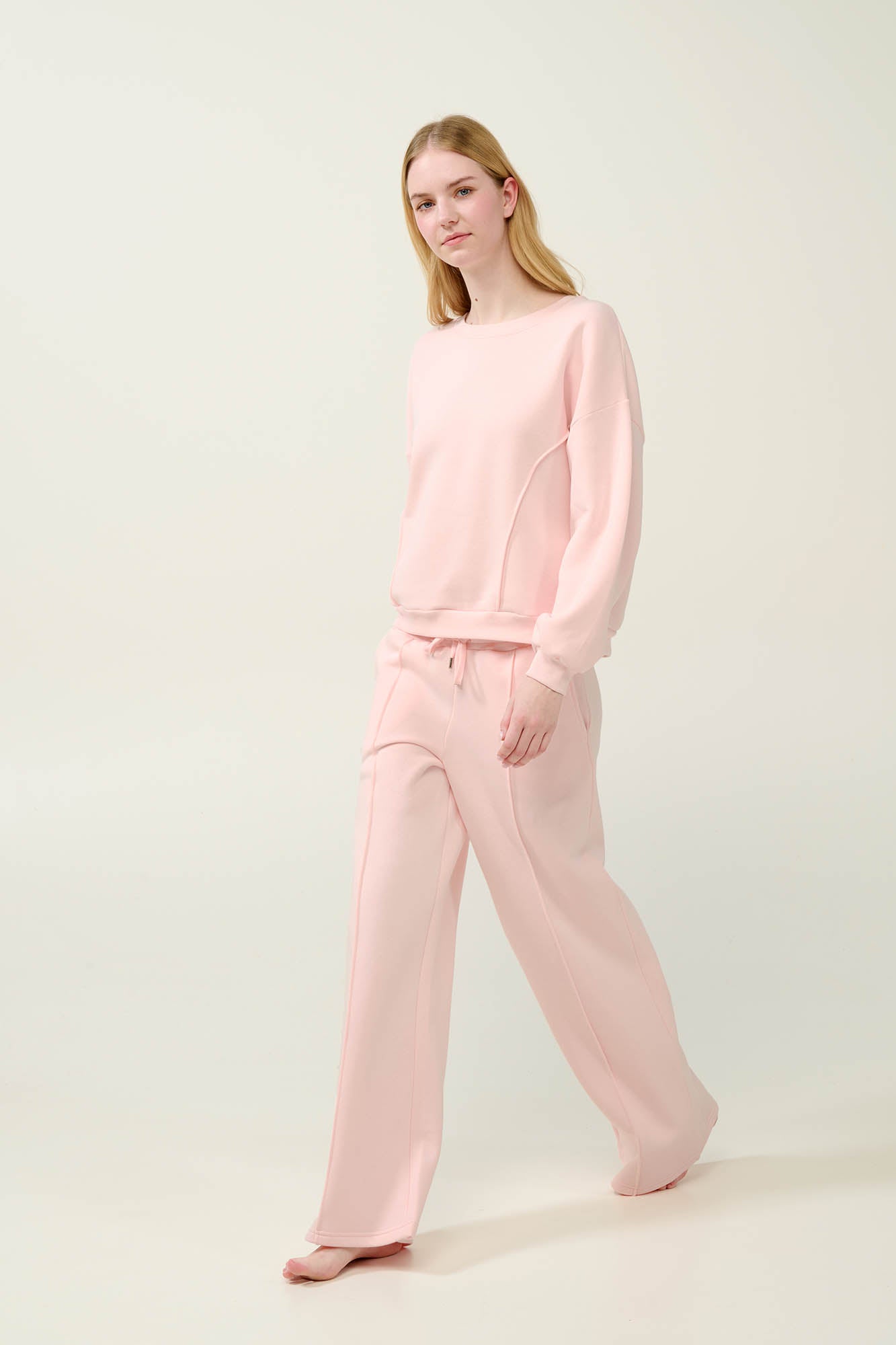 https://assets.vampfashion.com/SOFTONE_TMP_IMAGES/1_0343799512.jpg
