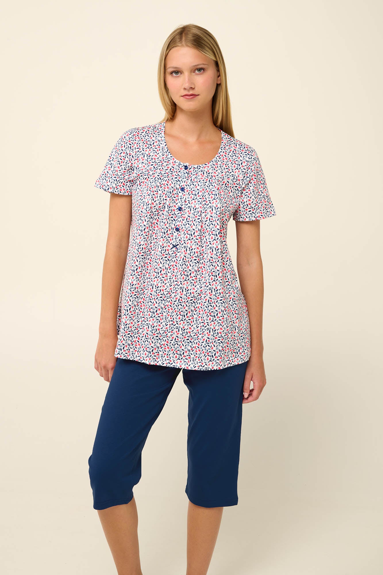 https://assets.vampfashion.com/SOFTONE_TMP_IMAGES/1_0369940957.jpg