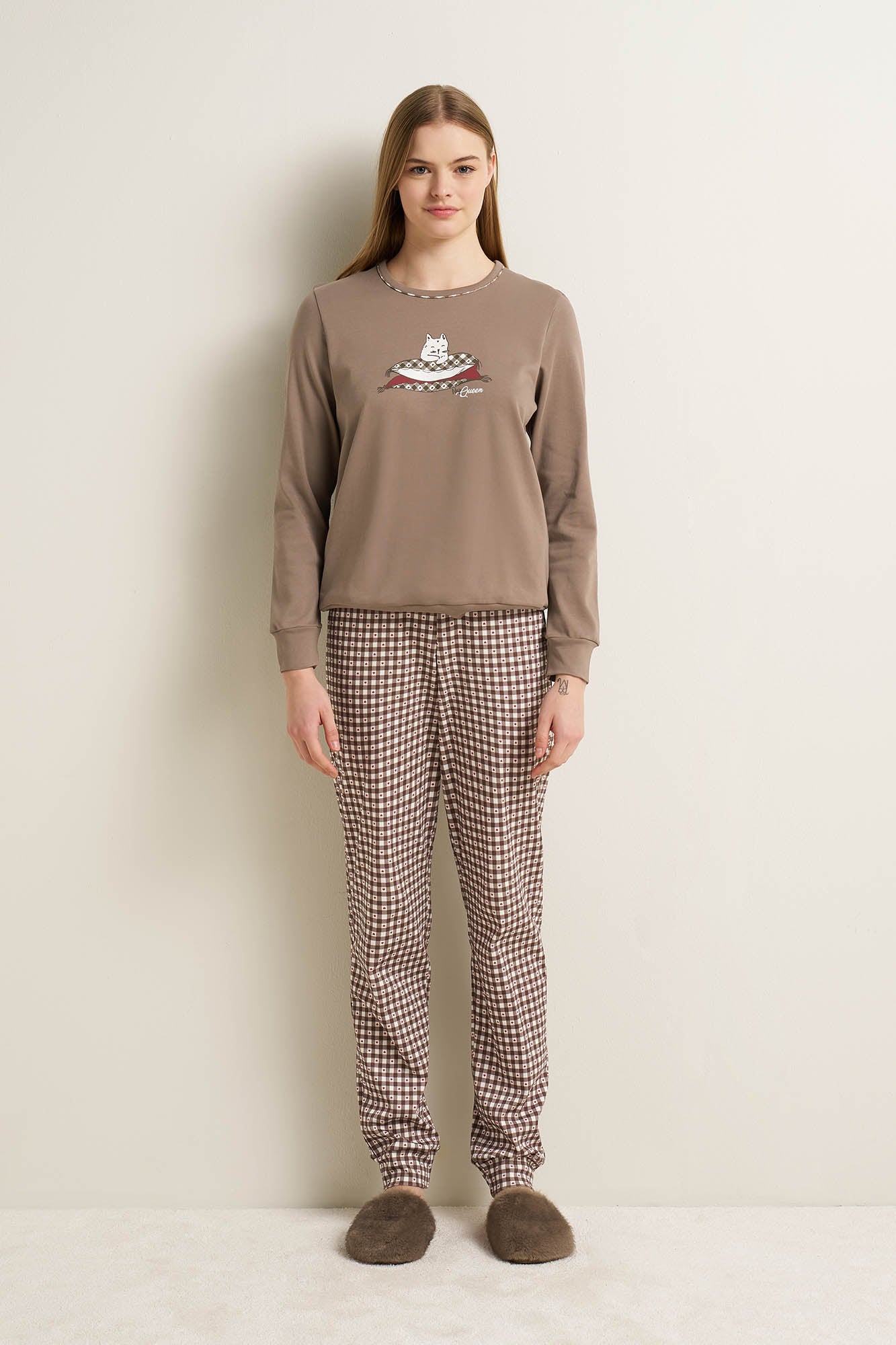 https://assets.vampfashion.com/SOFTONE_TMP_IMAGES/1_0389702952.jpg