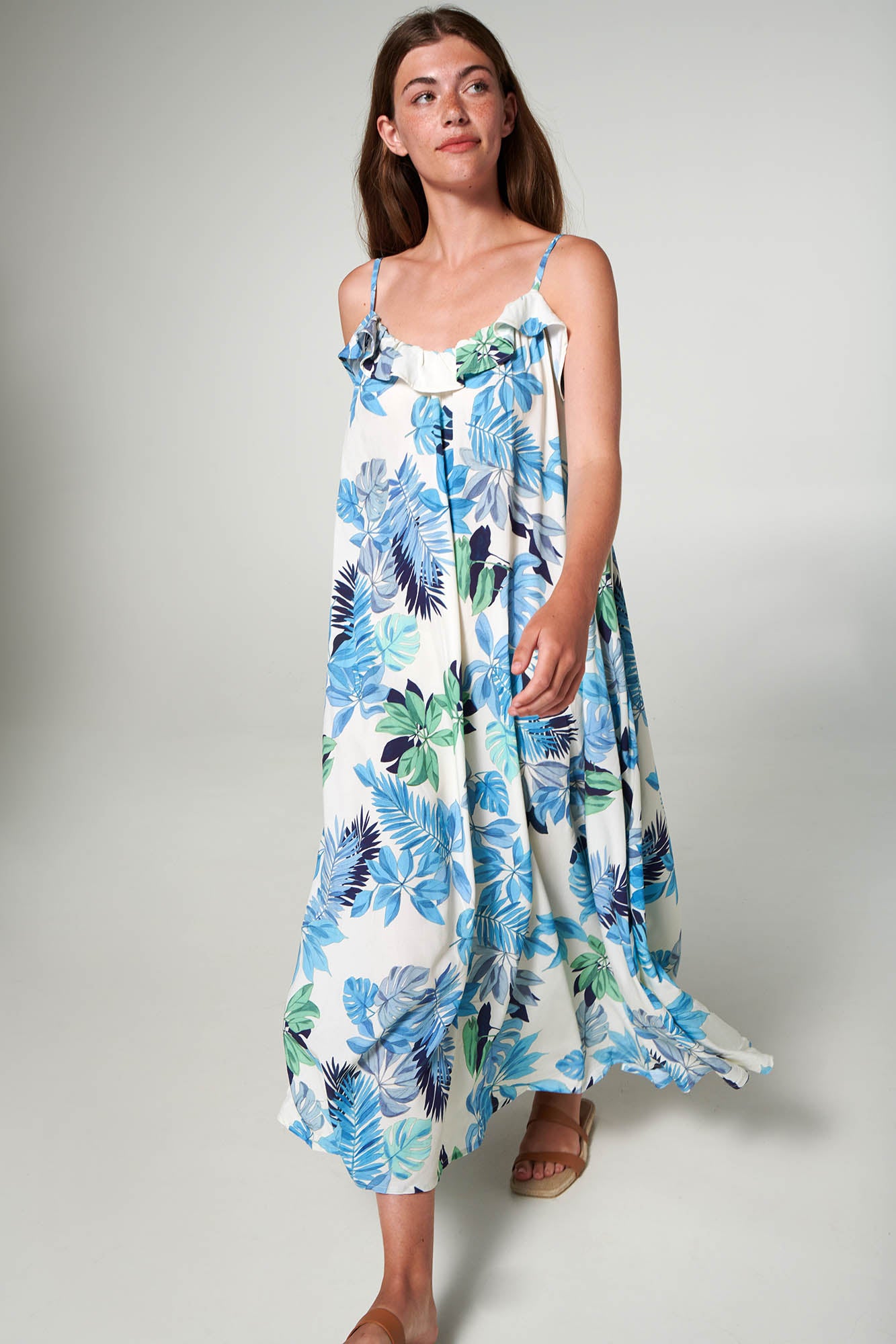 https://assets.vampfashion.com/SOFTONE_TMP_IMAGES/1_0395482535.jpg