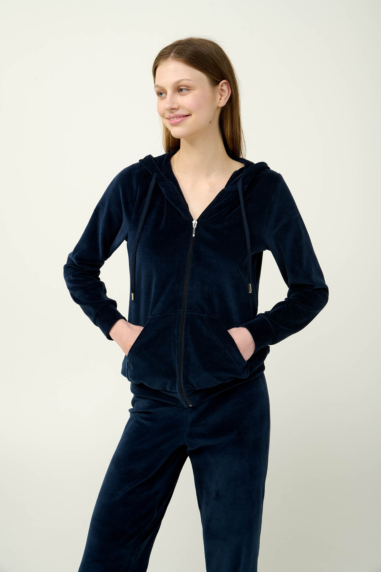 Vamp - Γυναικεία Velvet Φόρμα με Κουκούλα