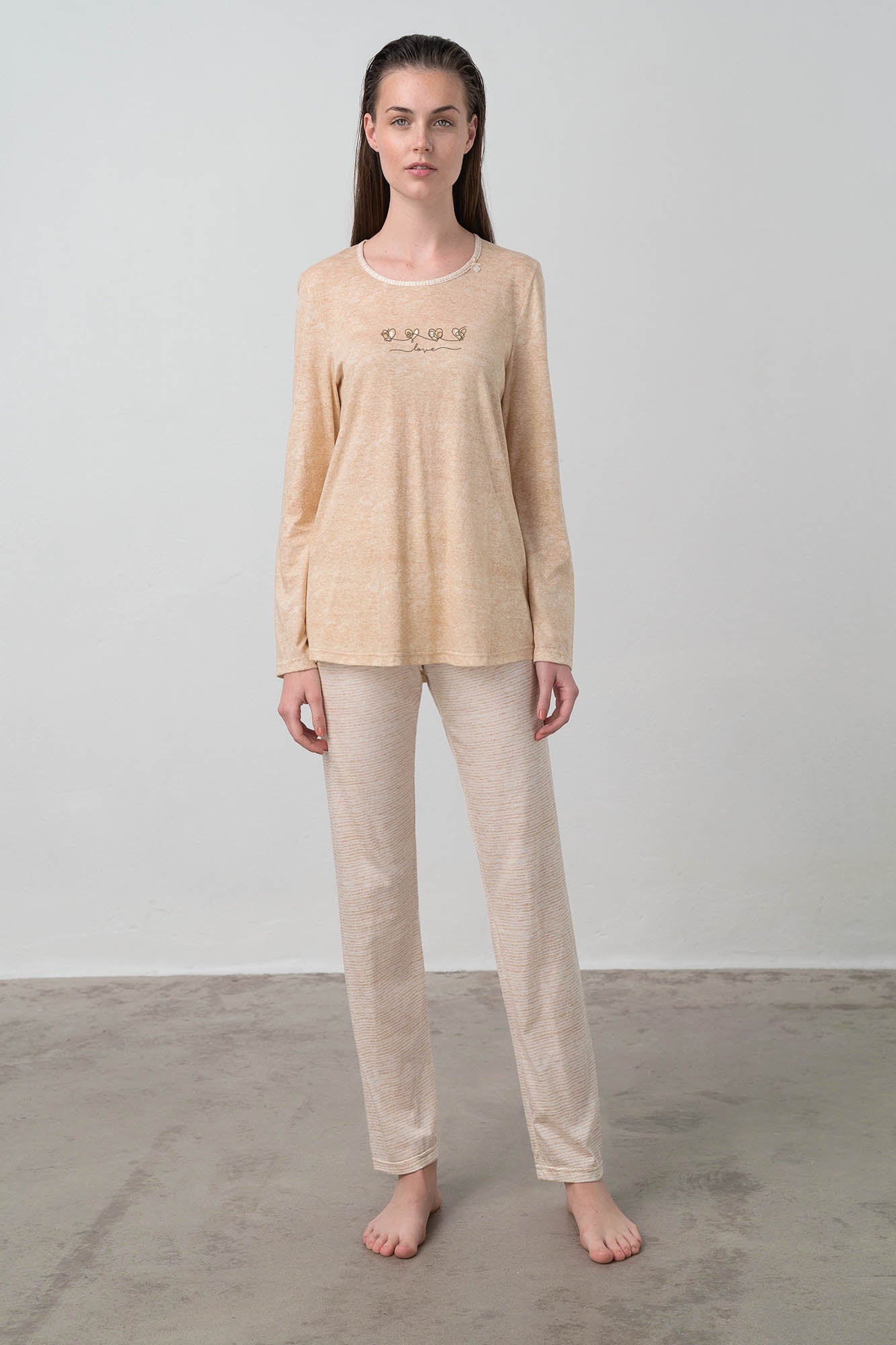 https://assets.vampfashion.com/SOFTONE_TMP_IMAGES/1_0403223781.jpg