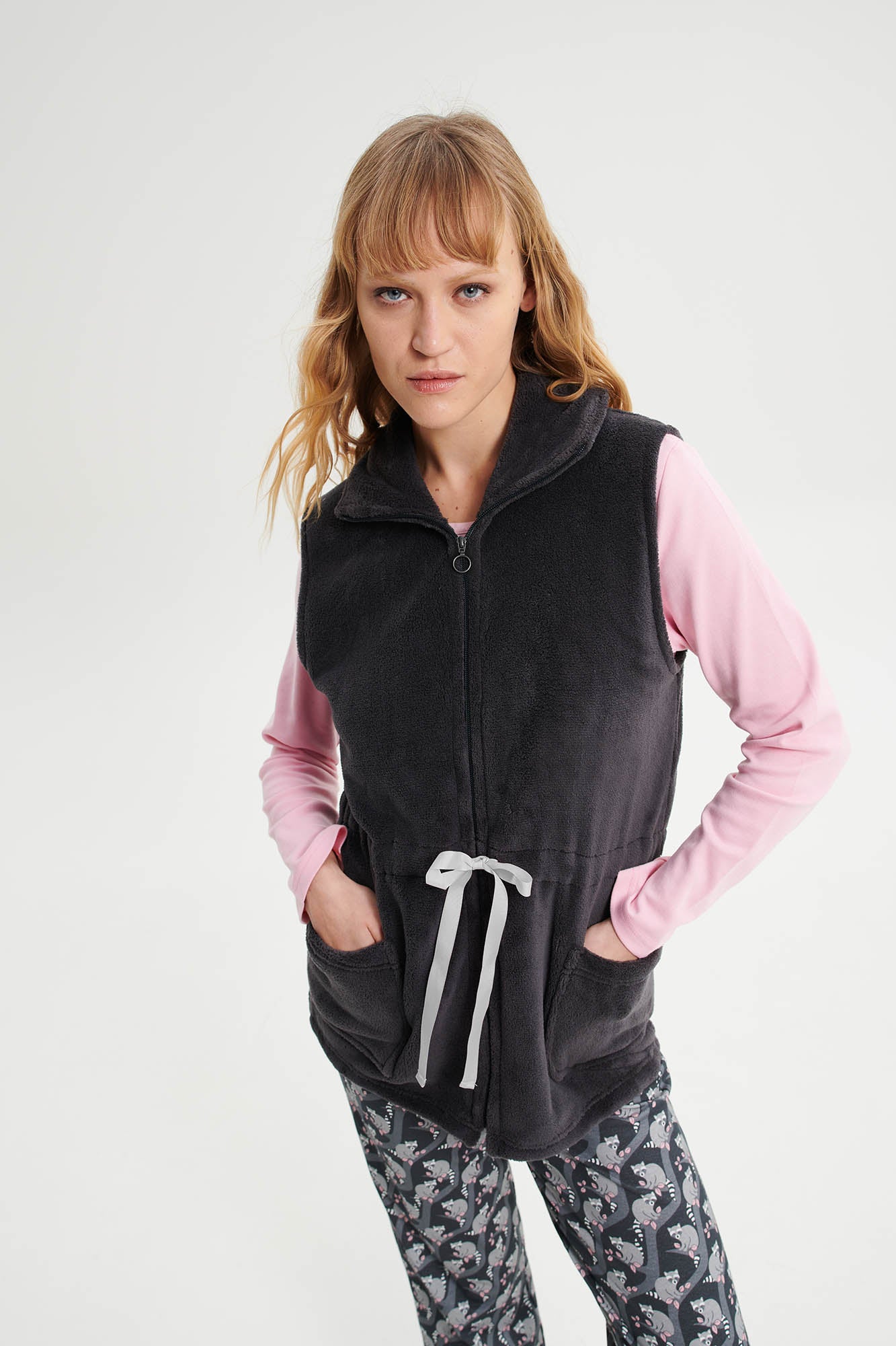https://assets.vampfashion.com/SOFTONE_TMP_IMAGES/1_0403259225.jpg