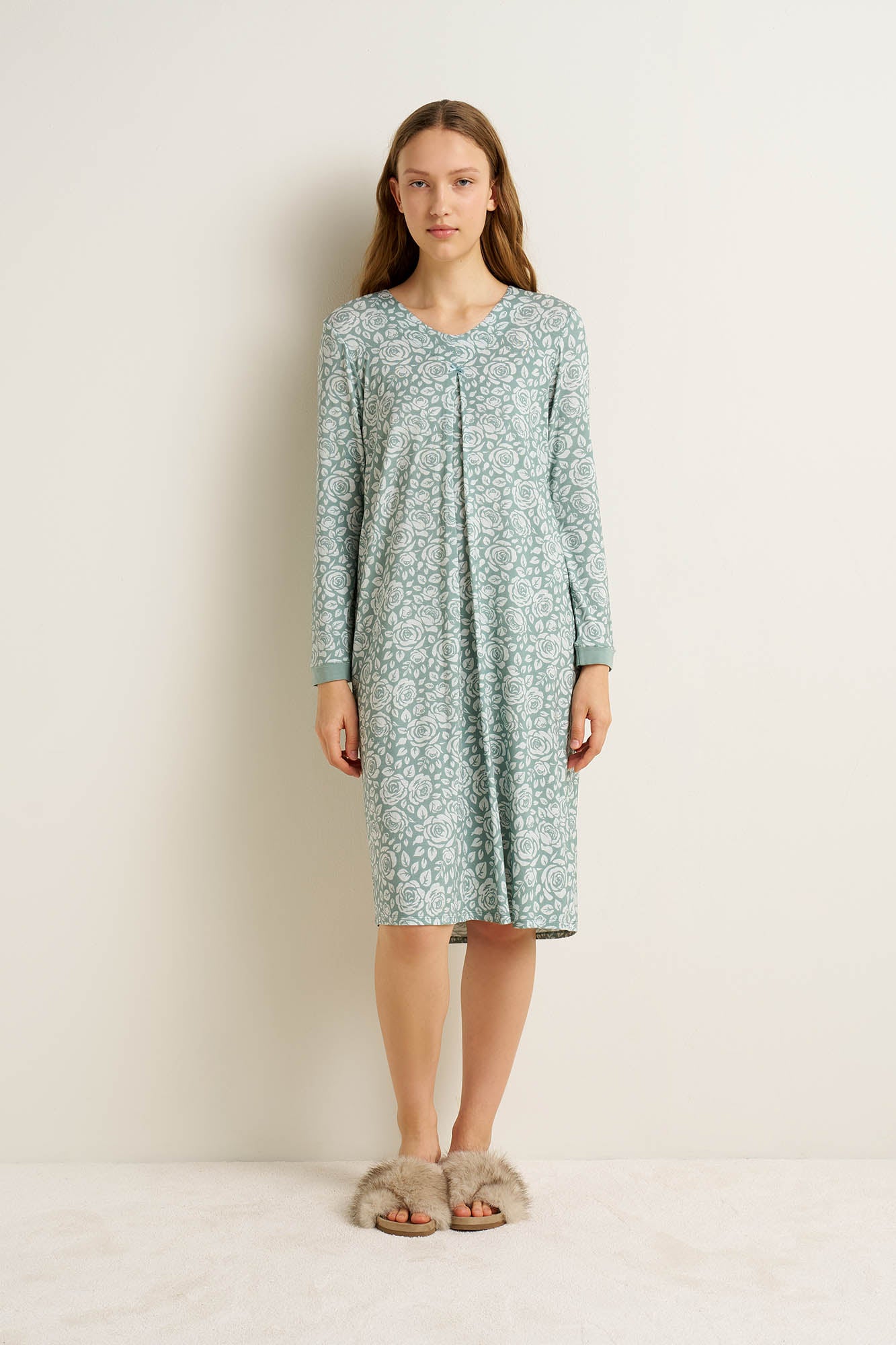 https://assets.vampfashion.com/SOFTONE_TMP_IMAGES/1_0433979912.jpg