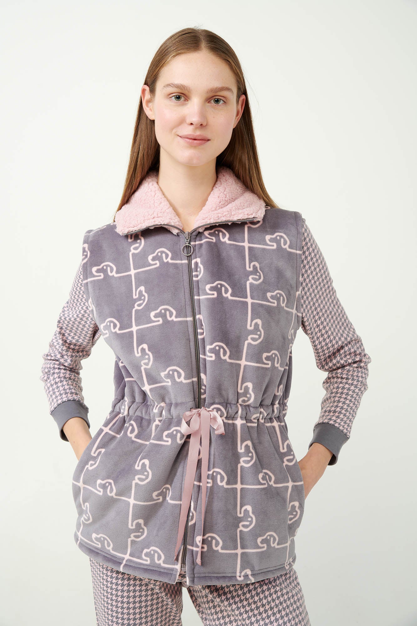 https://assets.vampfashion.com/SOFTONE_TMP_IMAGES/1_0437862023.jpg