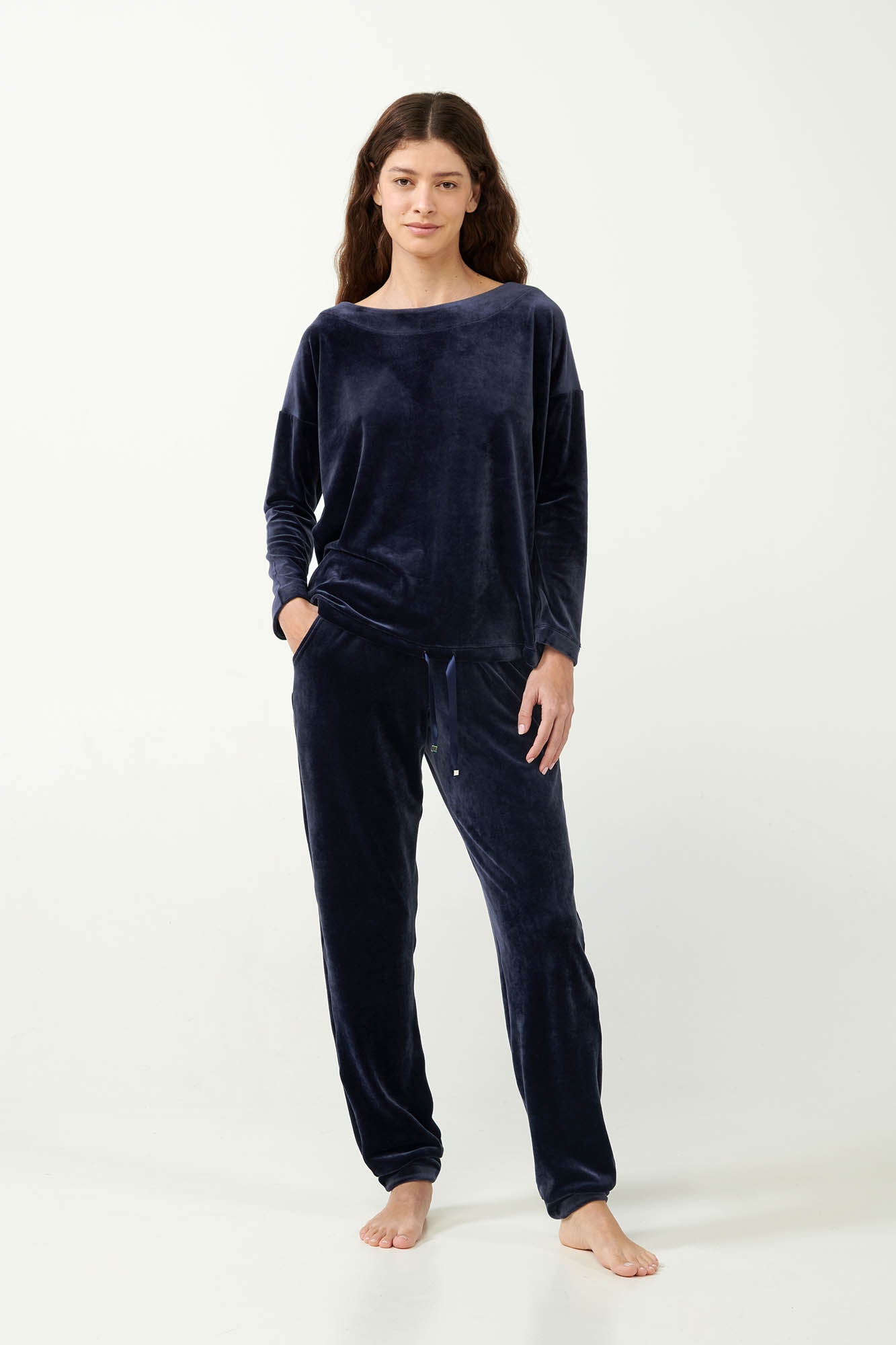 Vamp - Μονόχρωμο Σετ Σπιτιού από Βελούδο