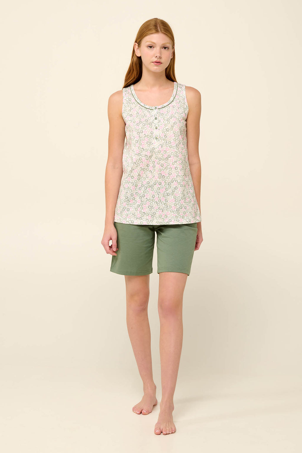 https://assets.vampfashion.com/SOFTONE_TMP_IMAGES/1_0439977120.jpg