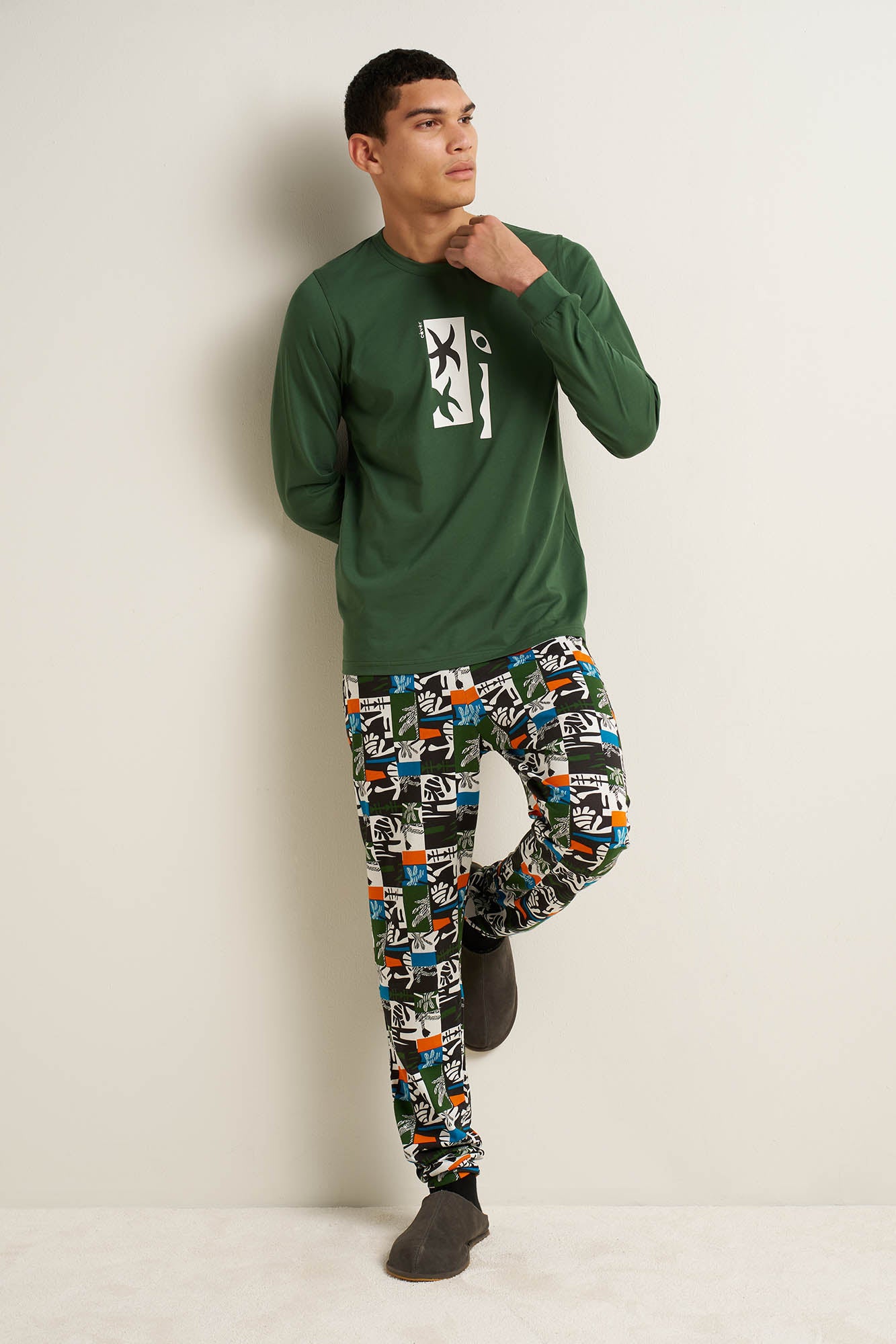 https://assets.vampfashion.com/SOFTONE_TMP_IMAGES/1_0441187337.jpg