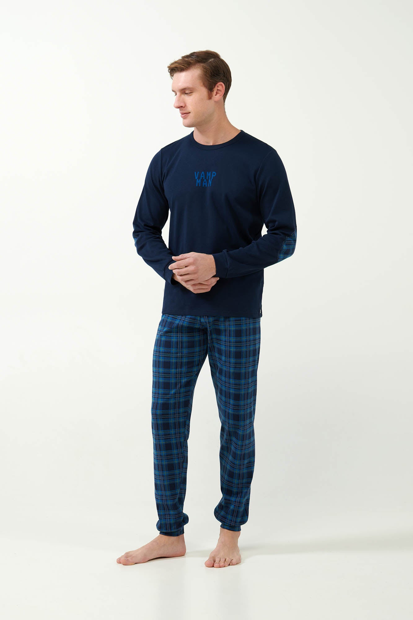 https://assets.vampfashion.com/SOFTONE_TMP_IMAGES/1_0445304407.jpg