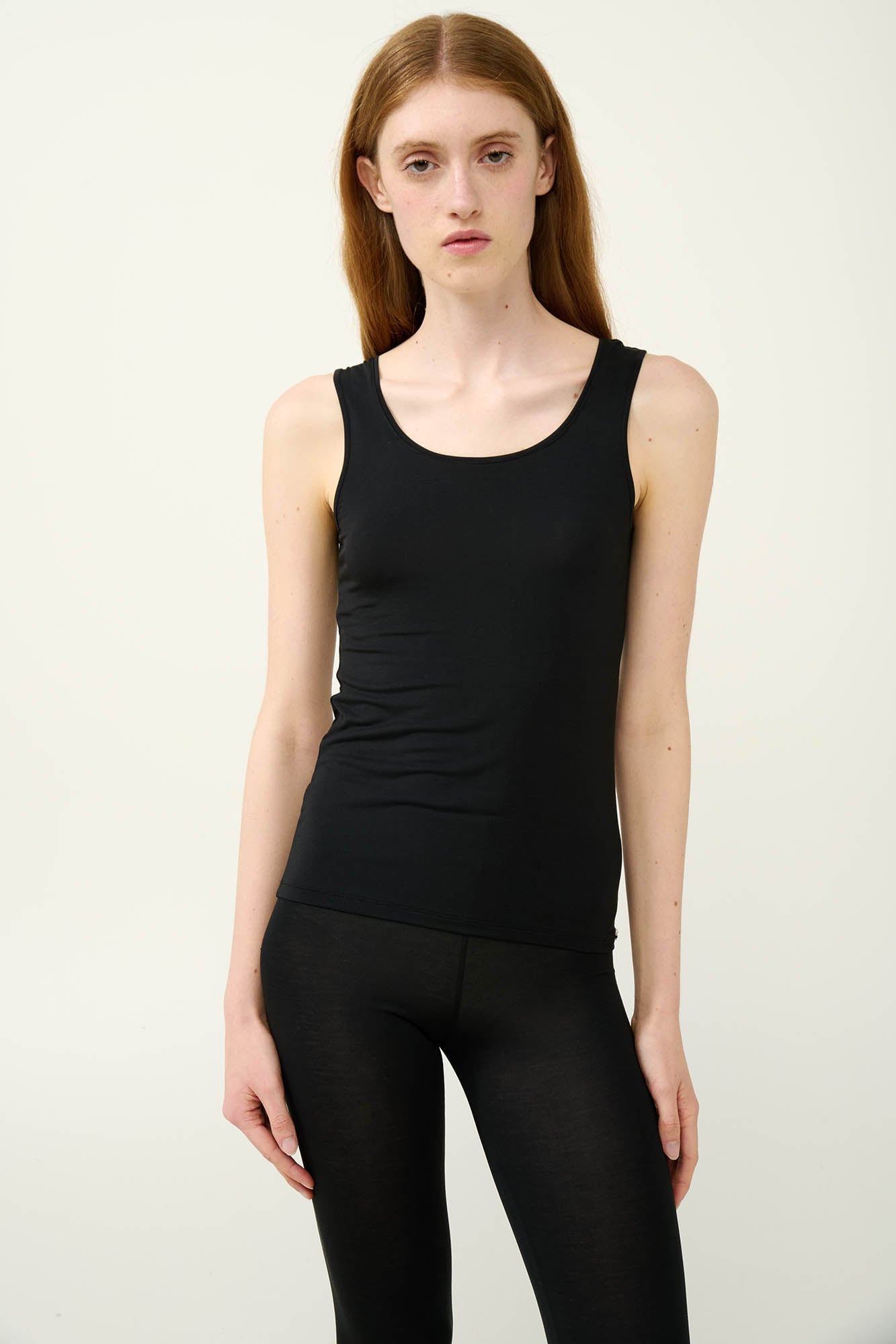 https://assets.vampfashion.com/SOFTONE_TMP_IMAGES/1_0445339644.jpg